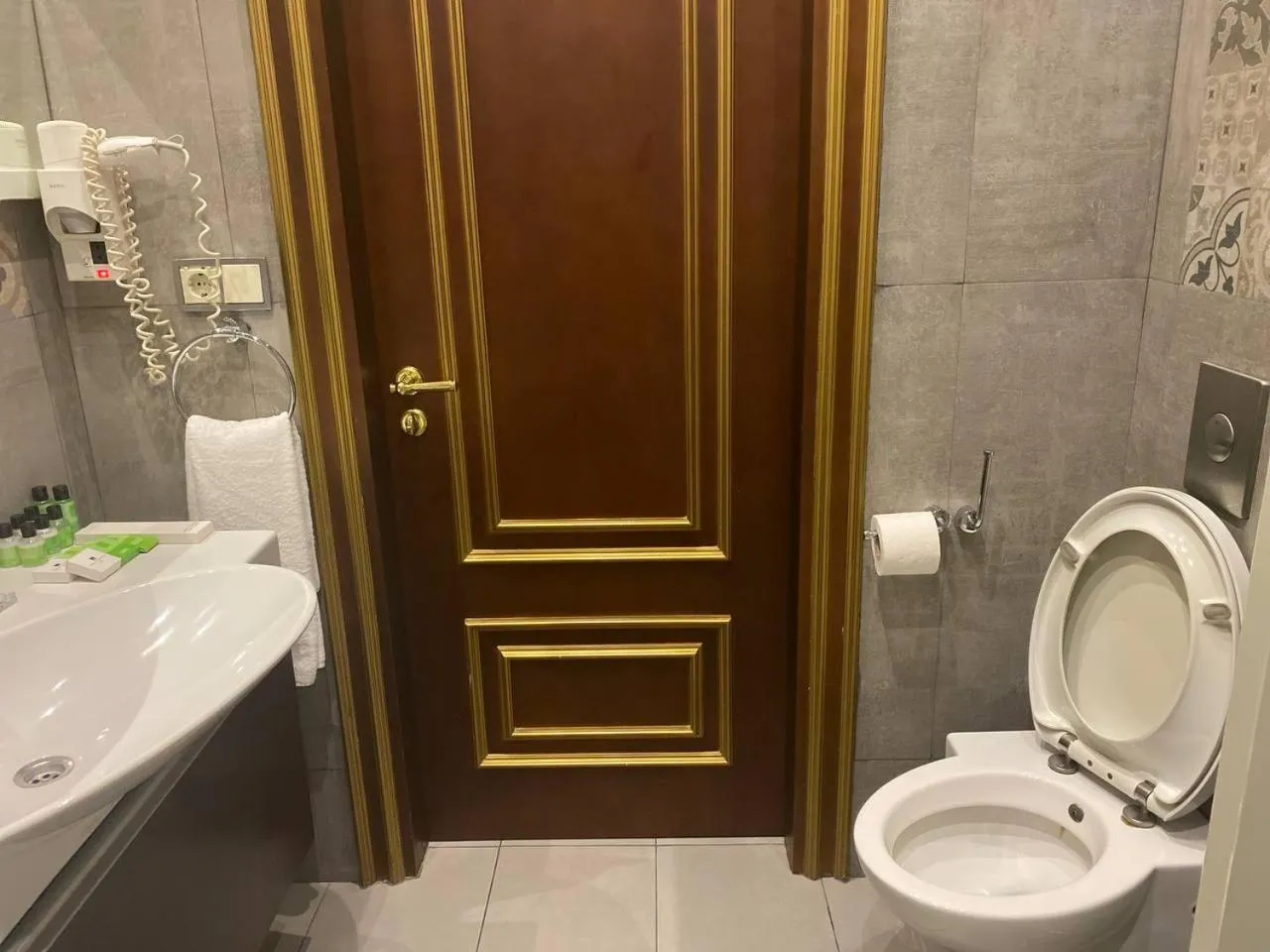 Toilet in Sultan Inn Boutique Hotel