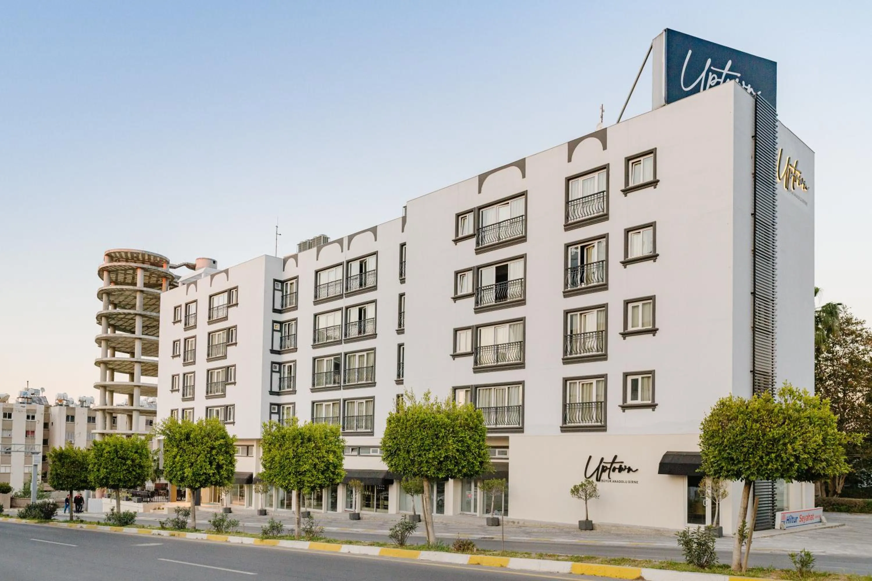 UPTOWN Büyük Anadolu Girne Hotel