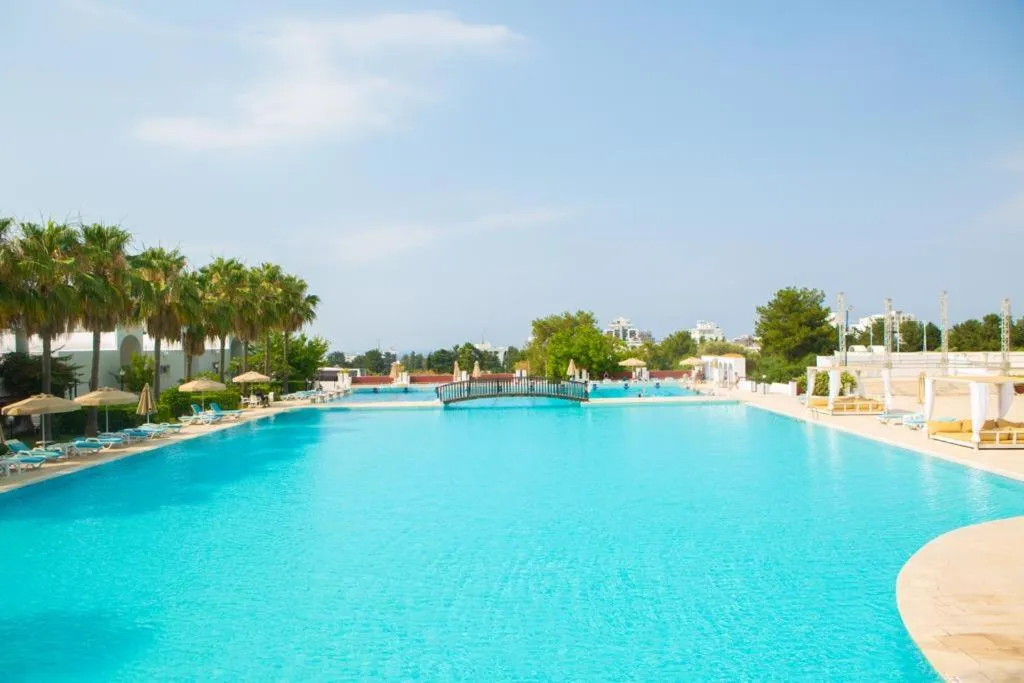 UPTOWN Büyük Anadolu Girne Hotel