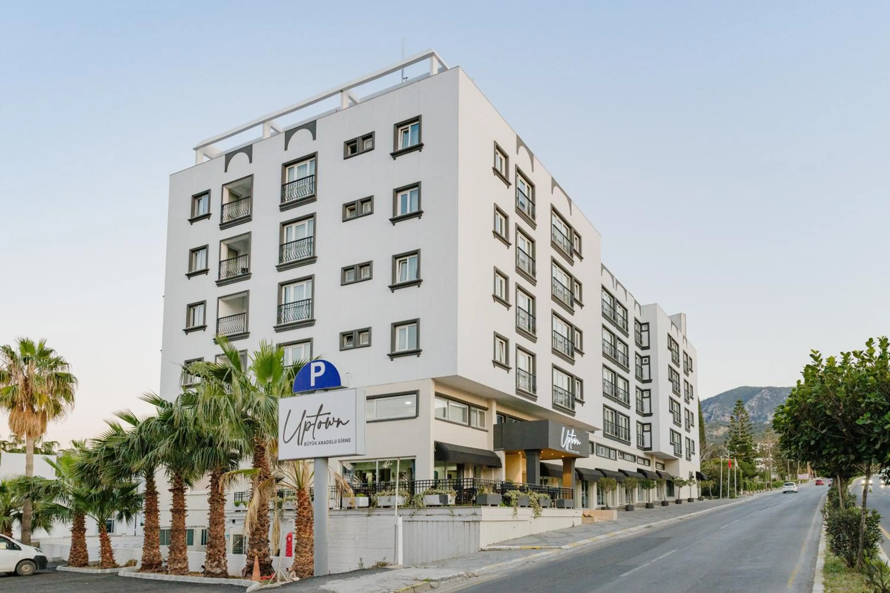 UPTOWN Büyük Anadolu Girne Hotel