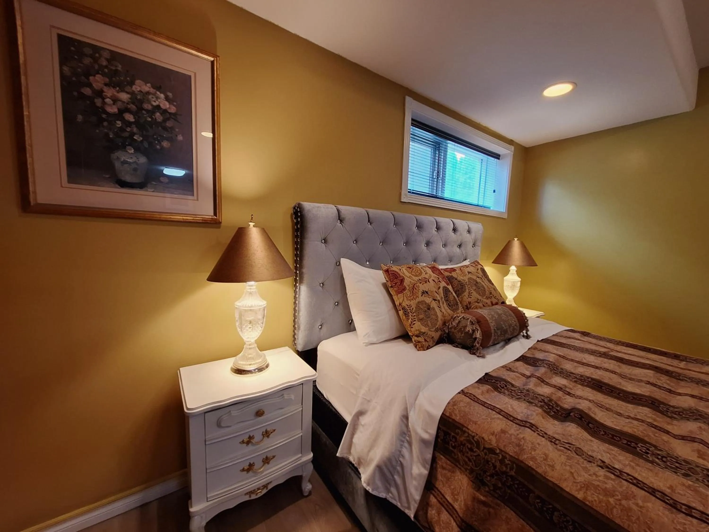 Bed in Villa Bellissimo FranTalia - Néo-Classical Résidence & Galleriséum