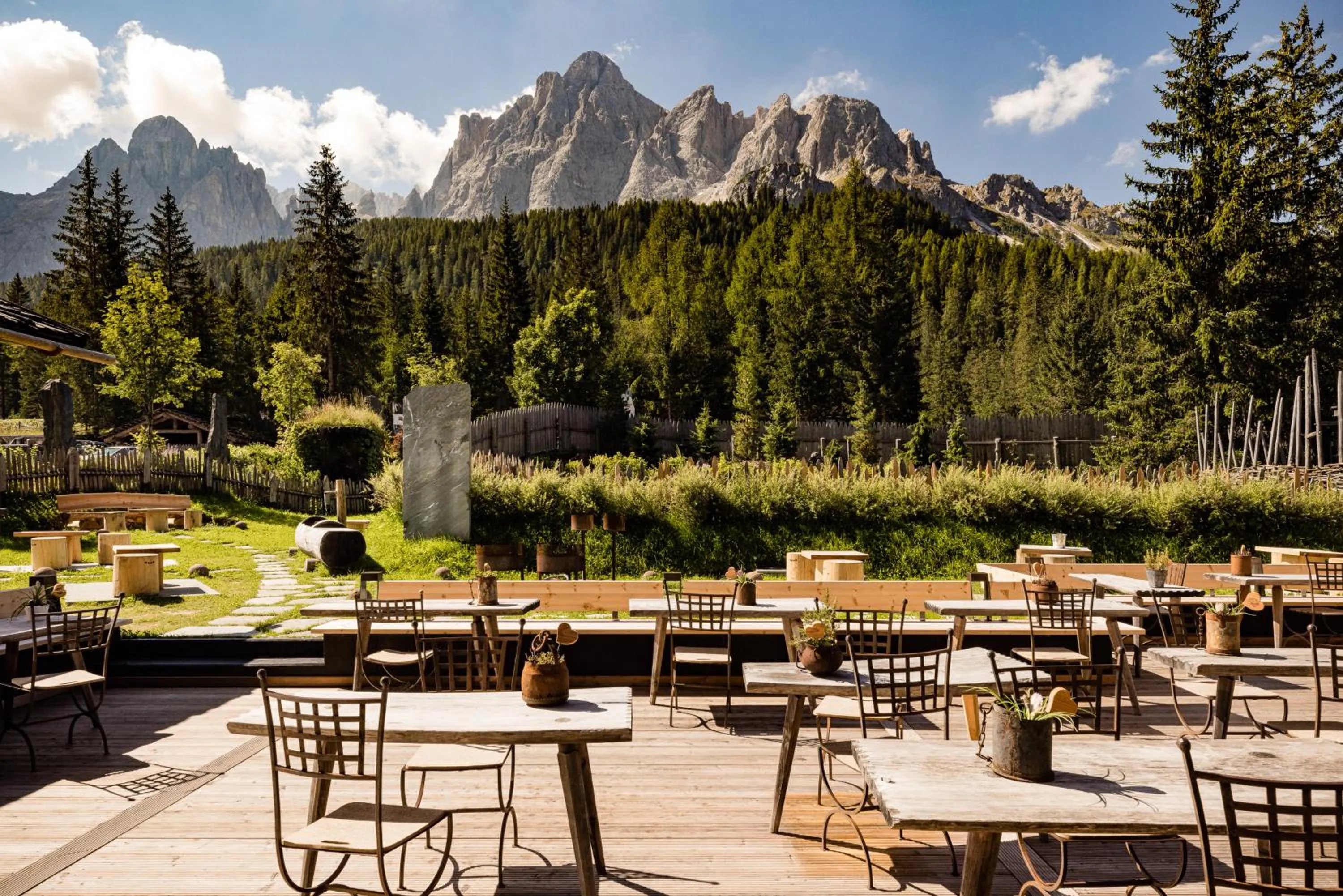 Restaurant/places to eat in Mountain Resort Patzenfeld