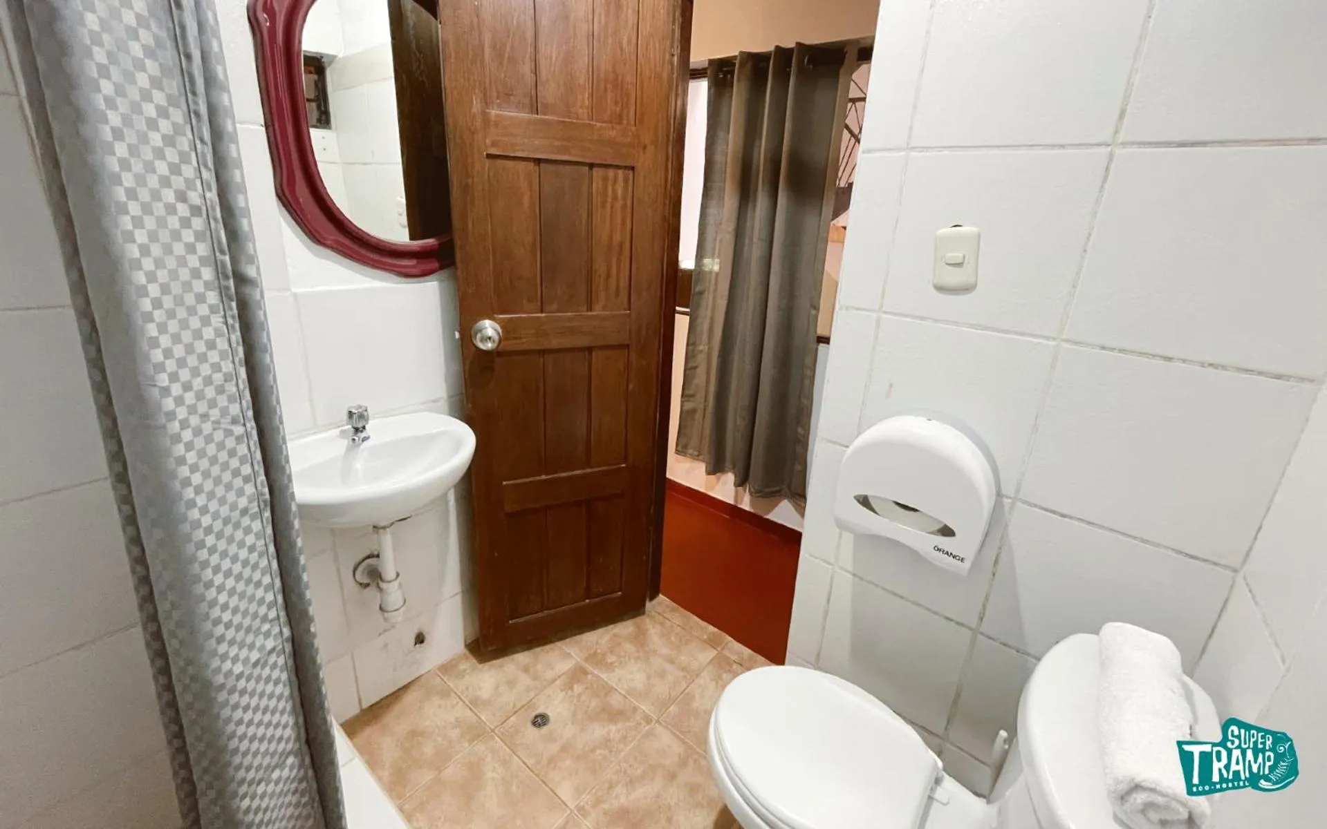 Bathroom in Supertramp Hostel Machupicchu