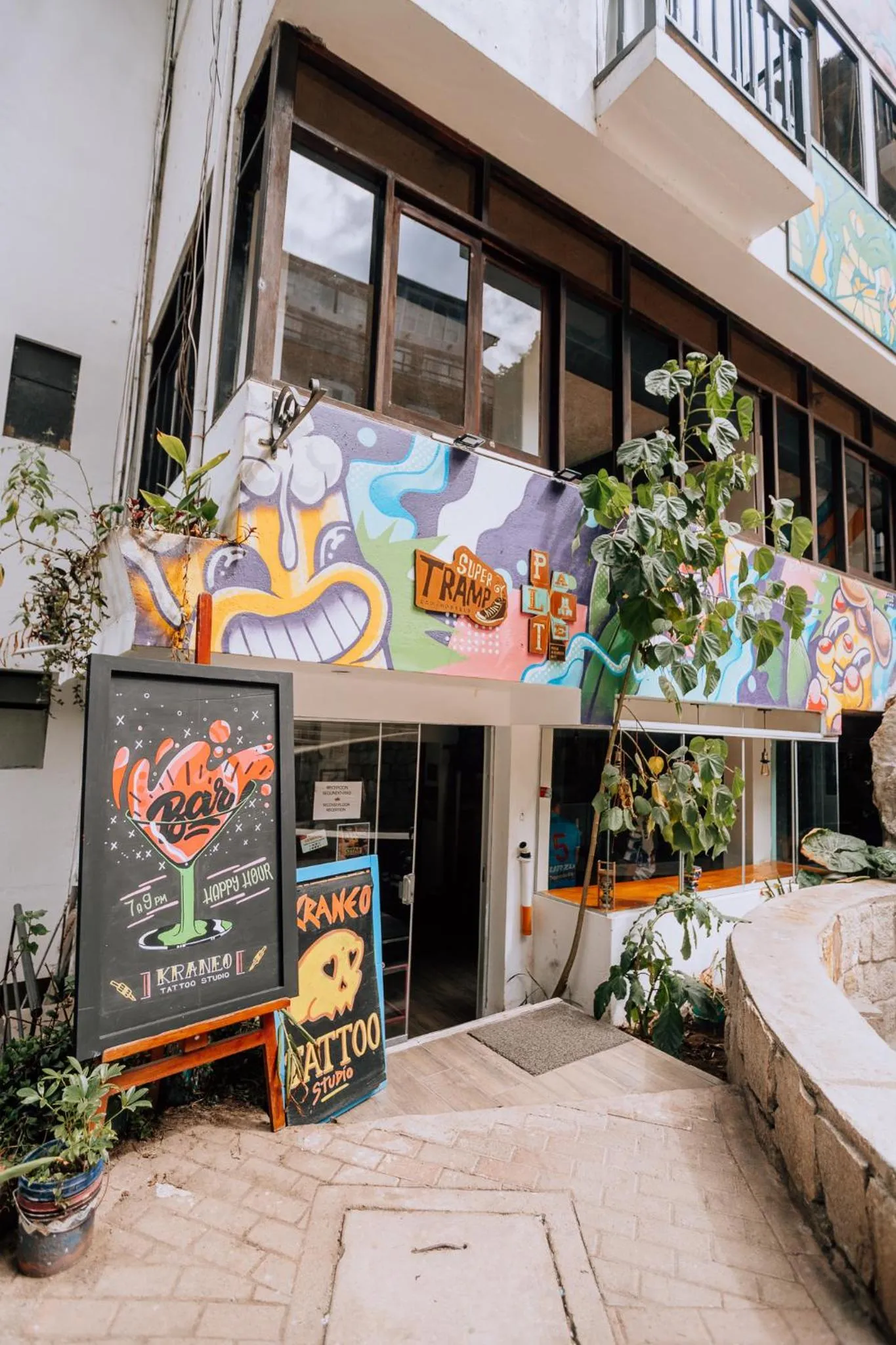 Facade/entrance in Supertramp Hostel Machupicchu