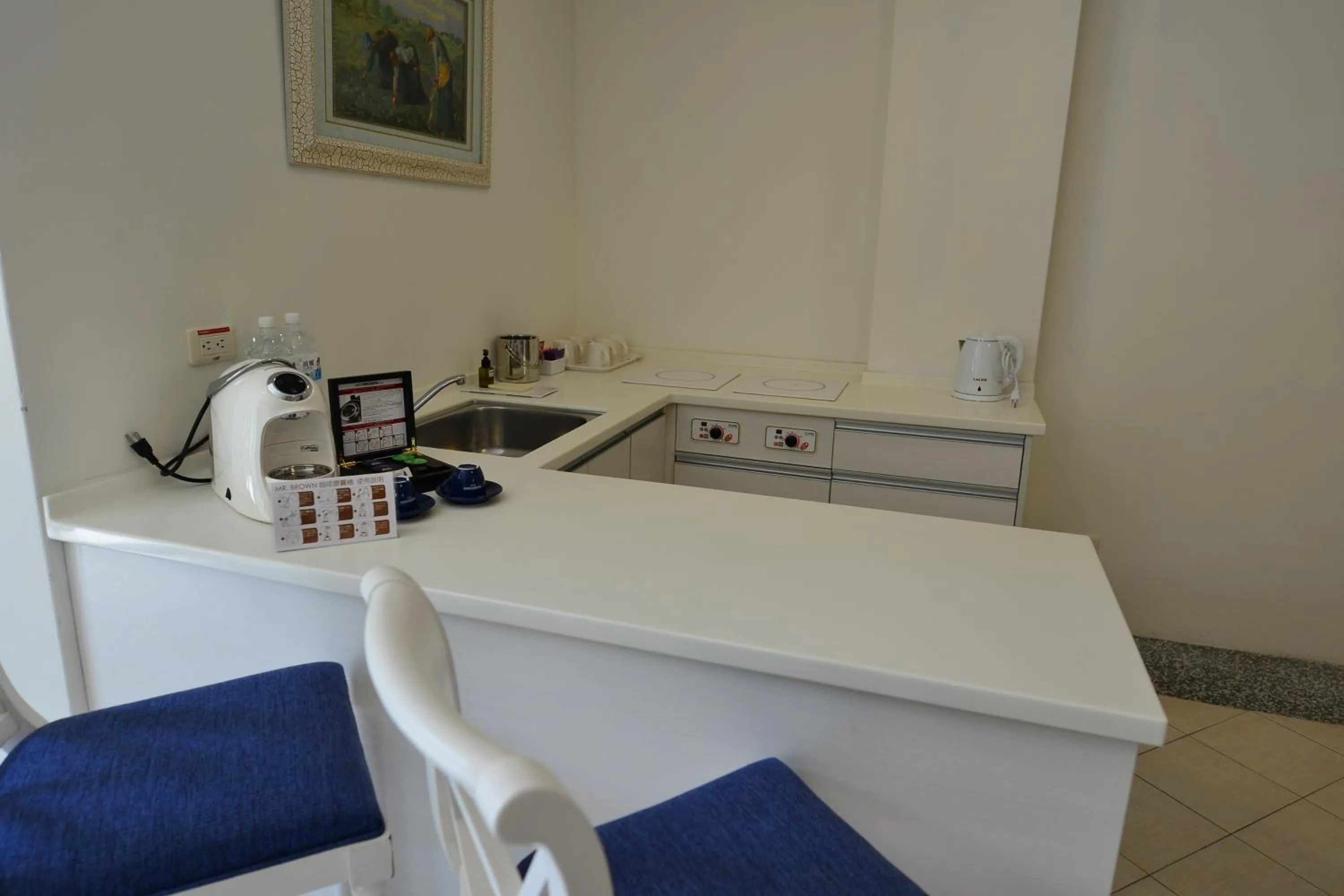 Kitchen or kitchenette in Papago International Resort