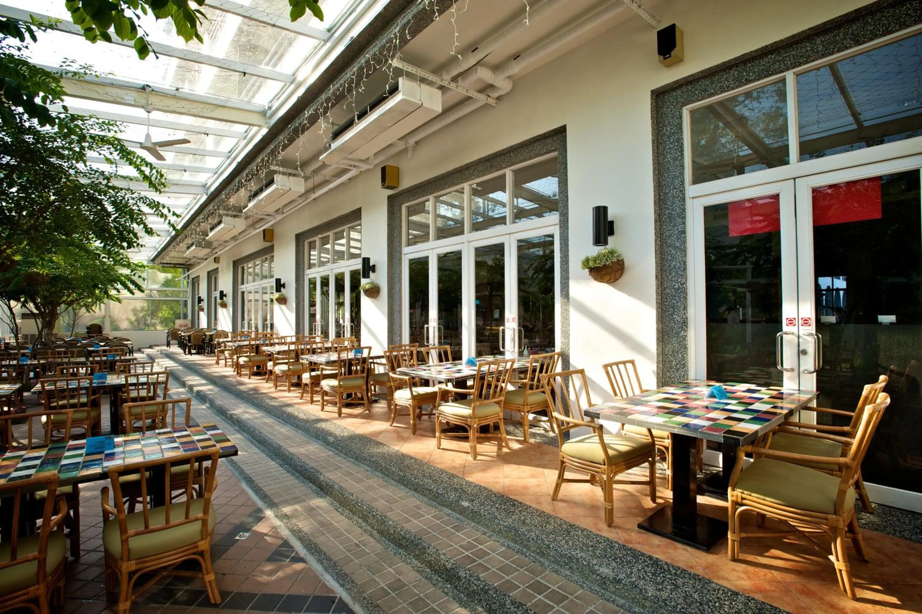 Buffet breakfast in Papago International Resort