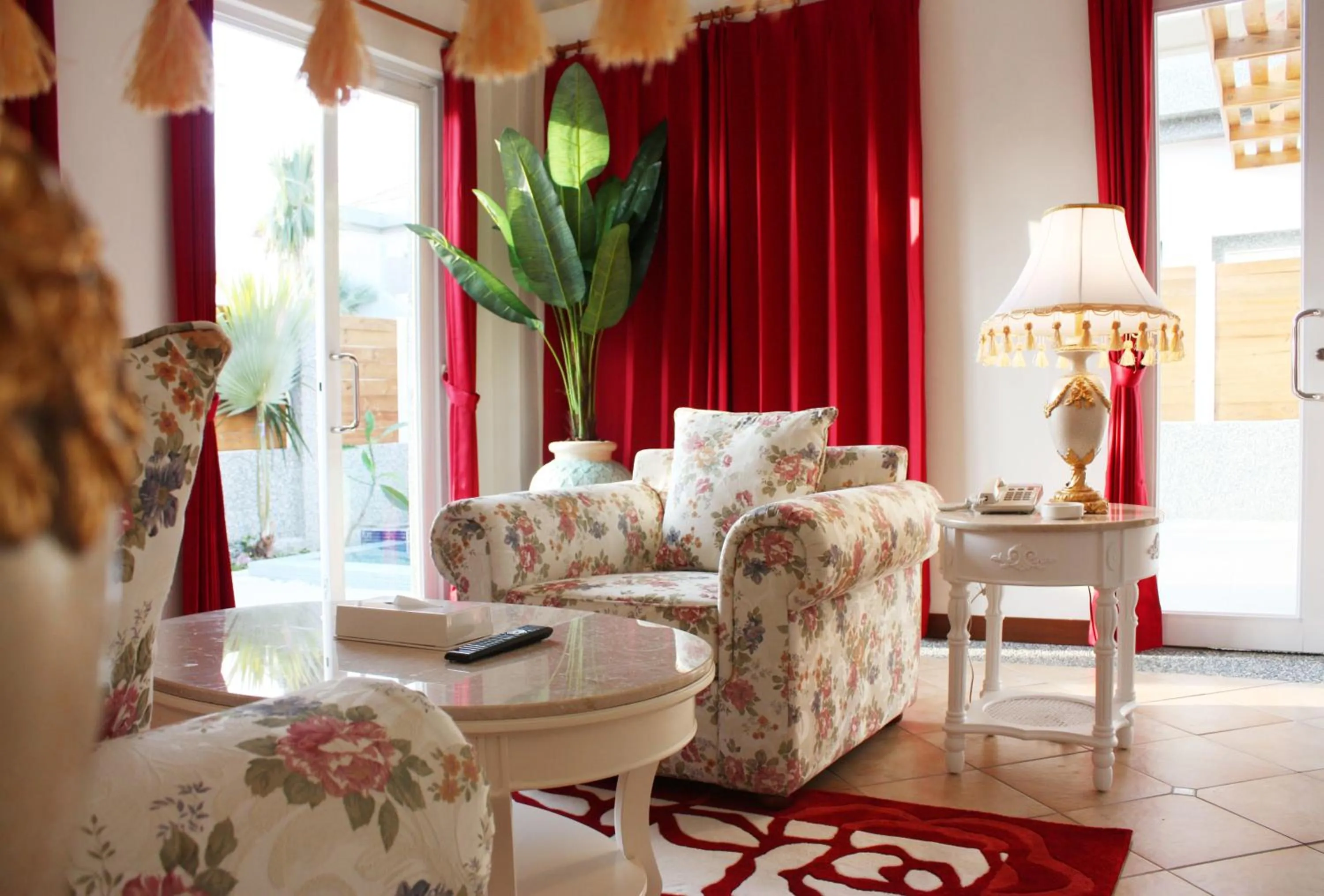 Photo of the whole room in Papago International Resort