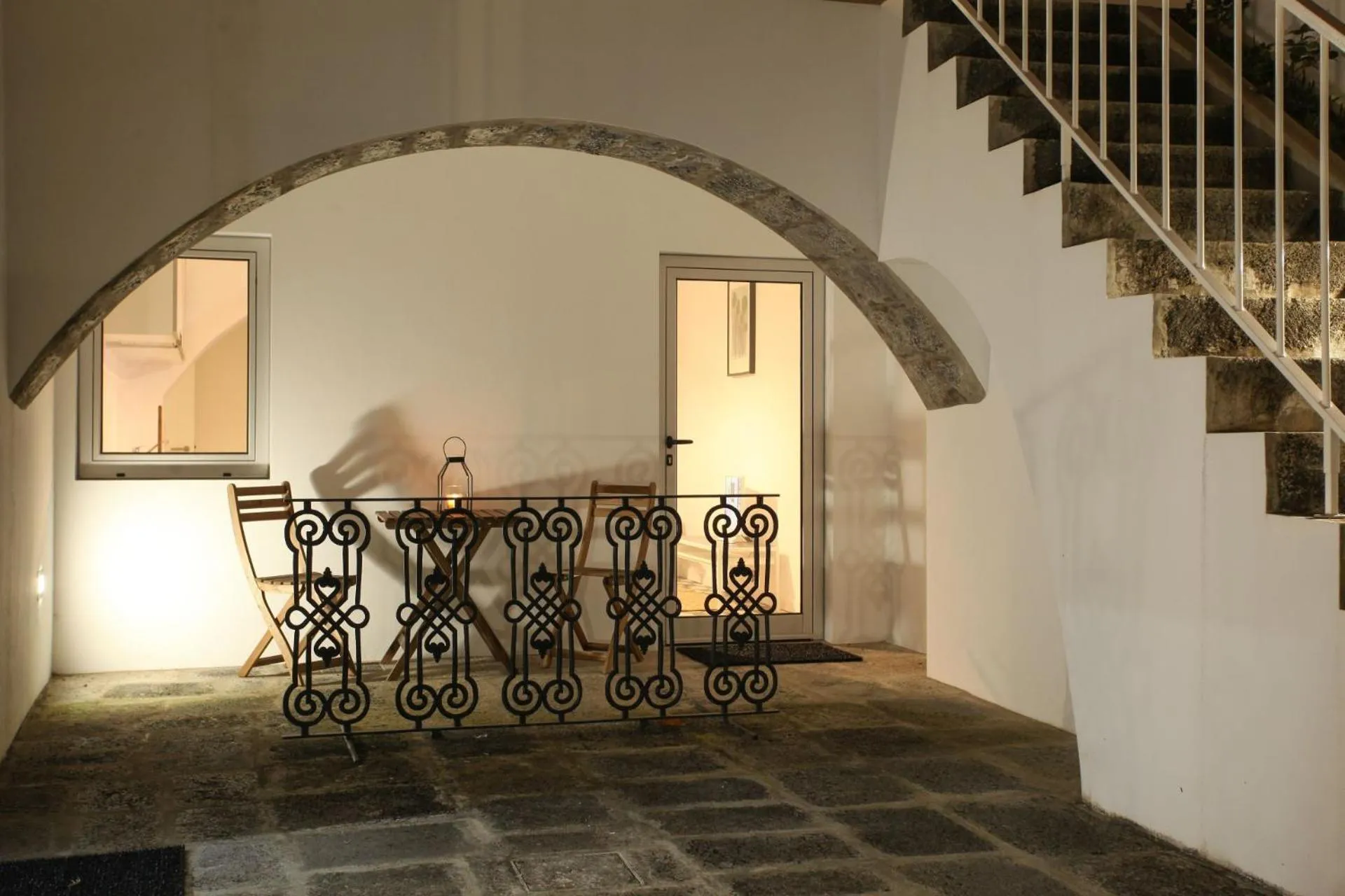 Patio in Place Of Moments Urban-Suites