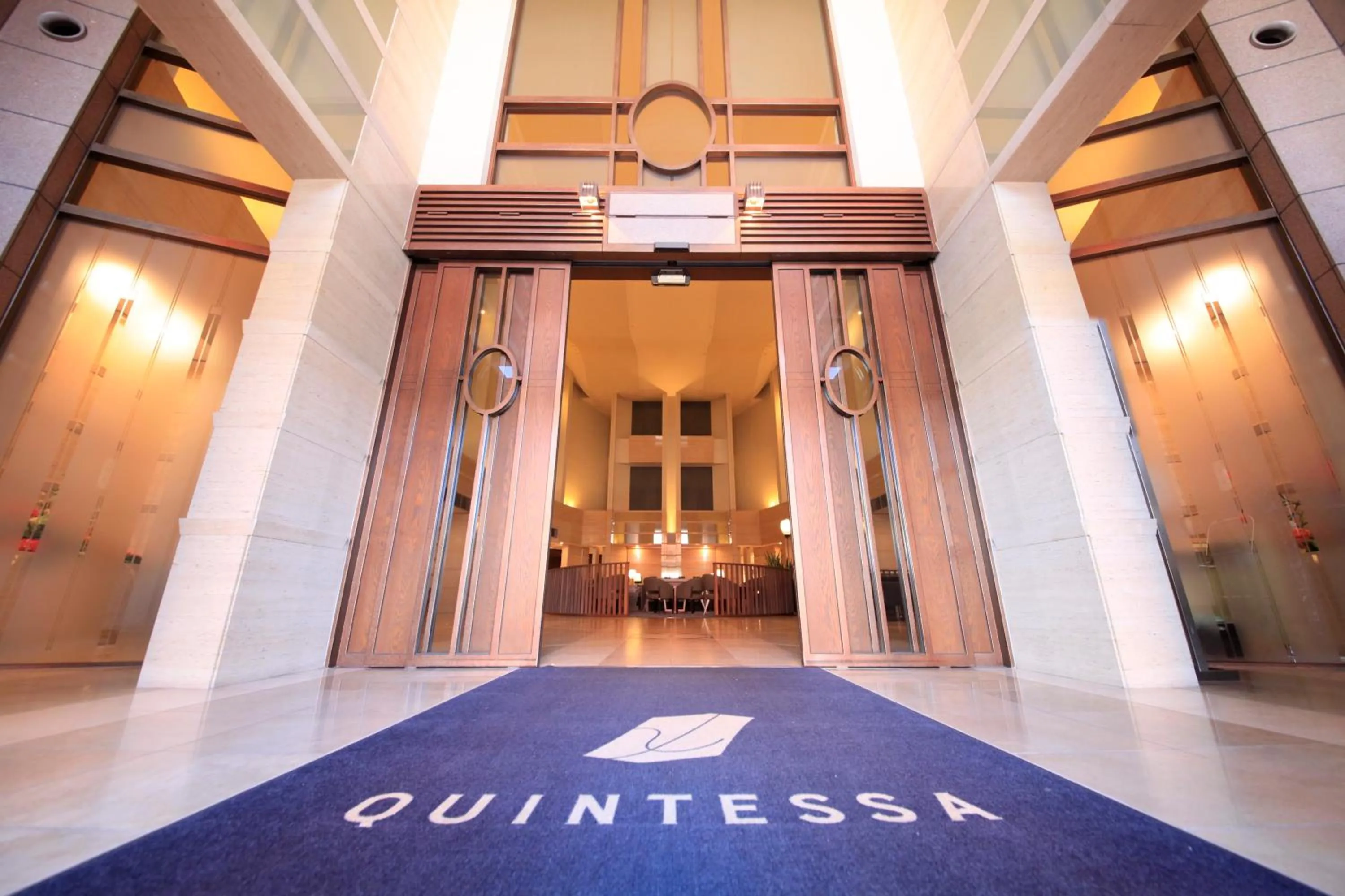 Facade/entrance in Quintessa Hotel Sapporo