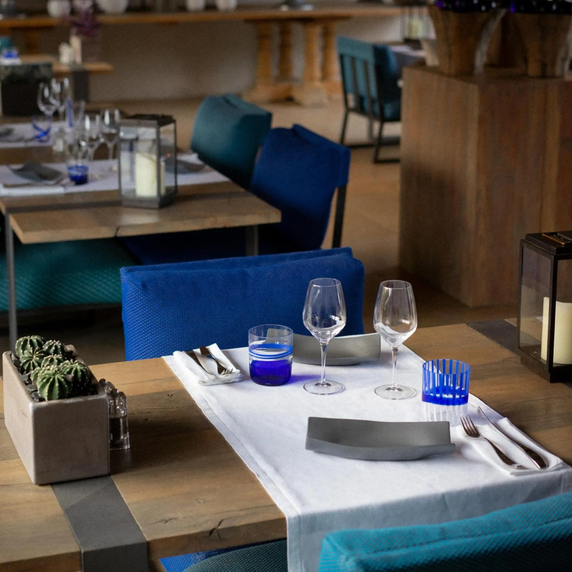 Restaurant/places to eat in Le Pre de la Mer