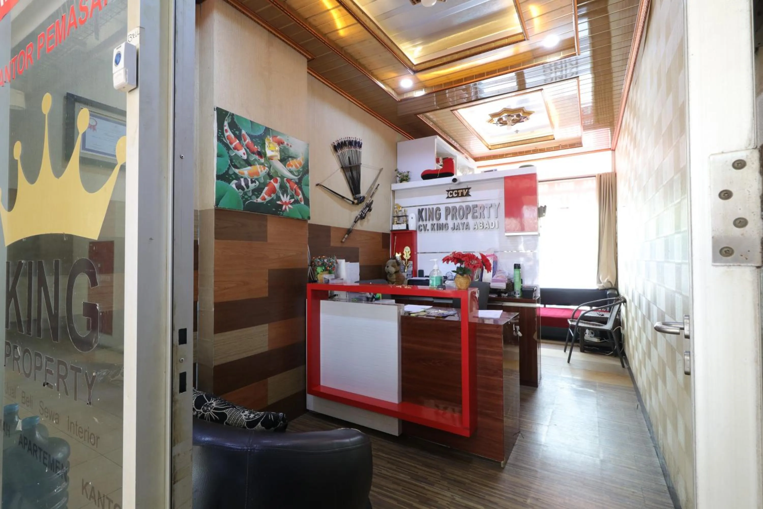 Lobby or reception in The Suite Metro Apartment by King Official