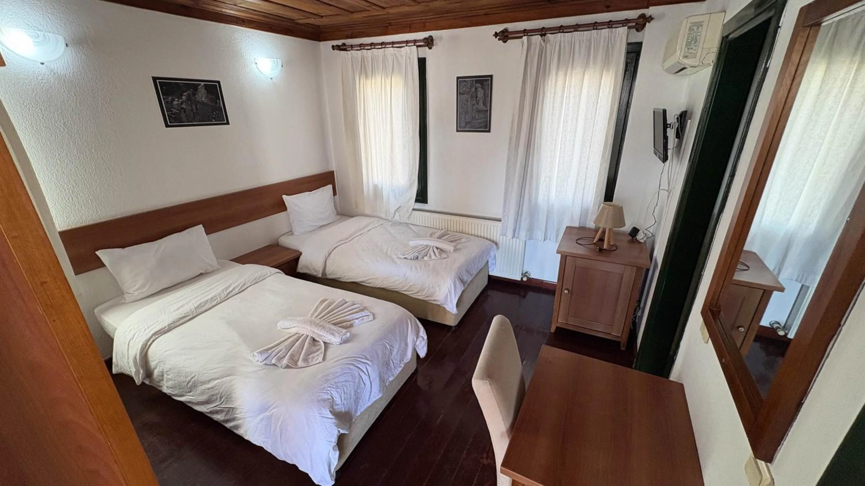 Bedroom, Bed in Akay Hotel