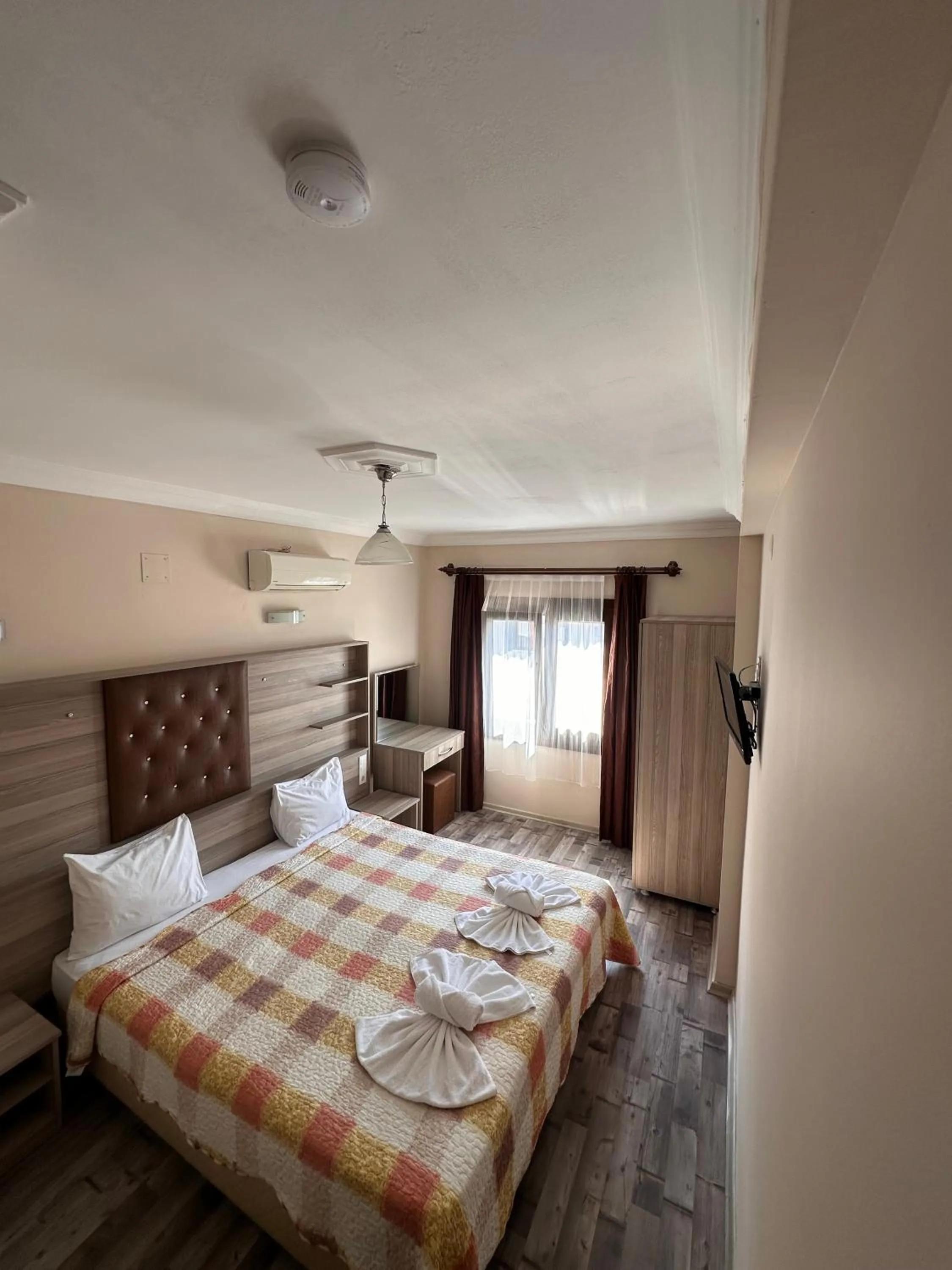 Photo of the whole room, Bed in Akay Hotel