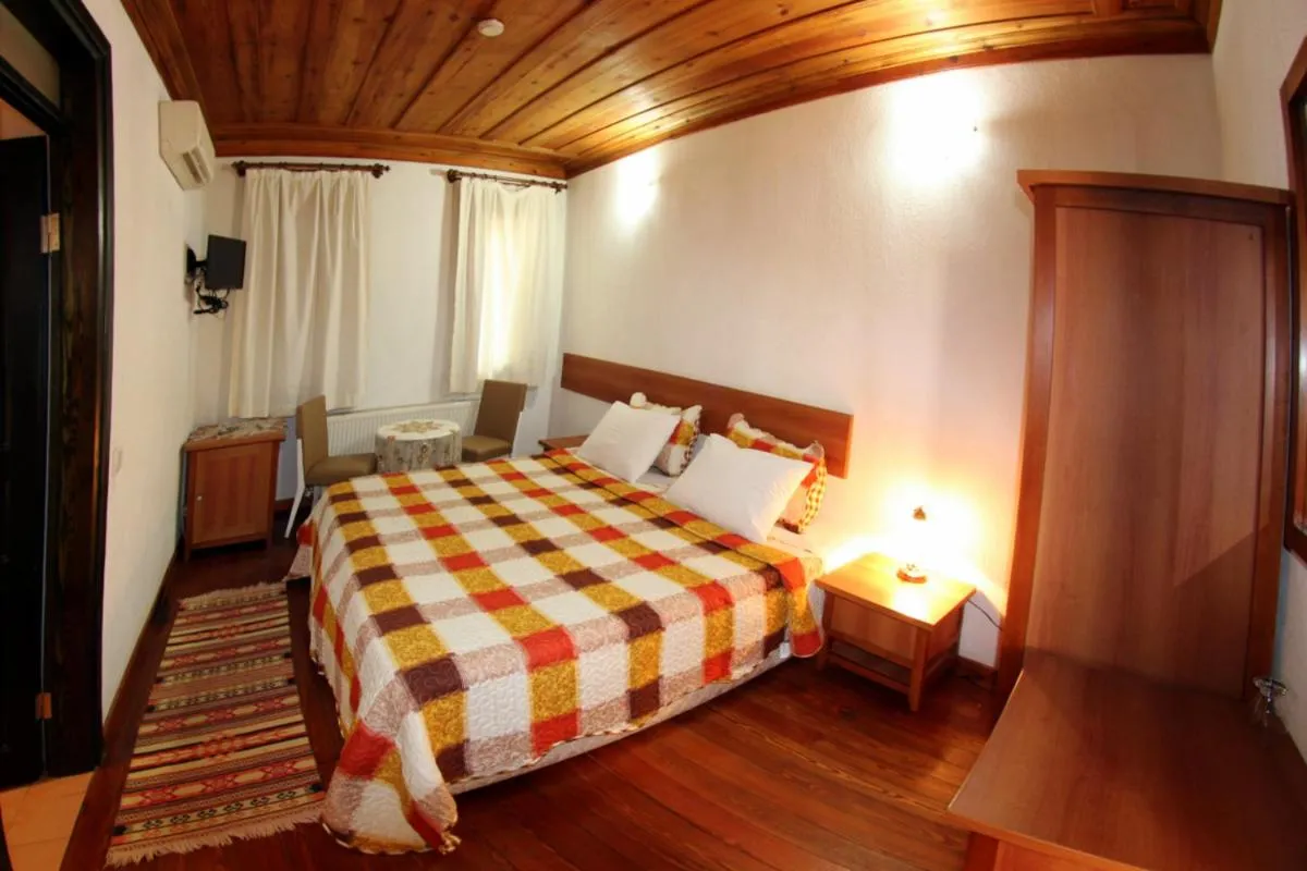 Photo of the whole room, Bed in Akay Hotel