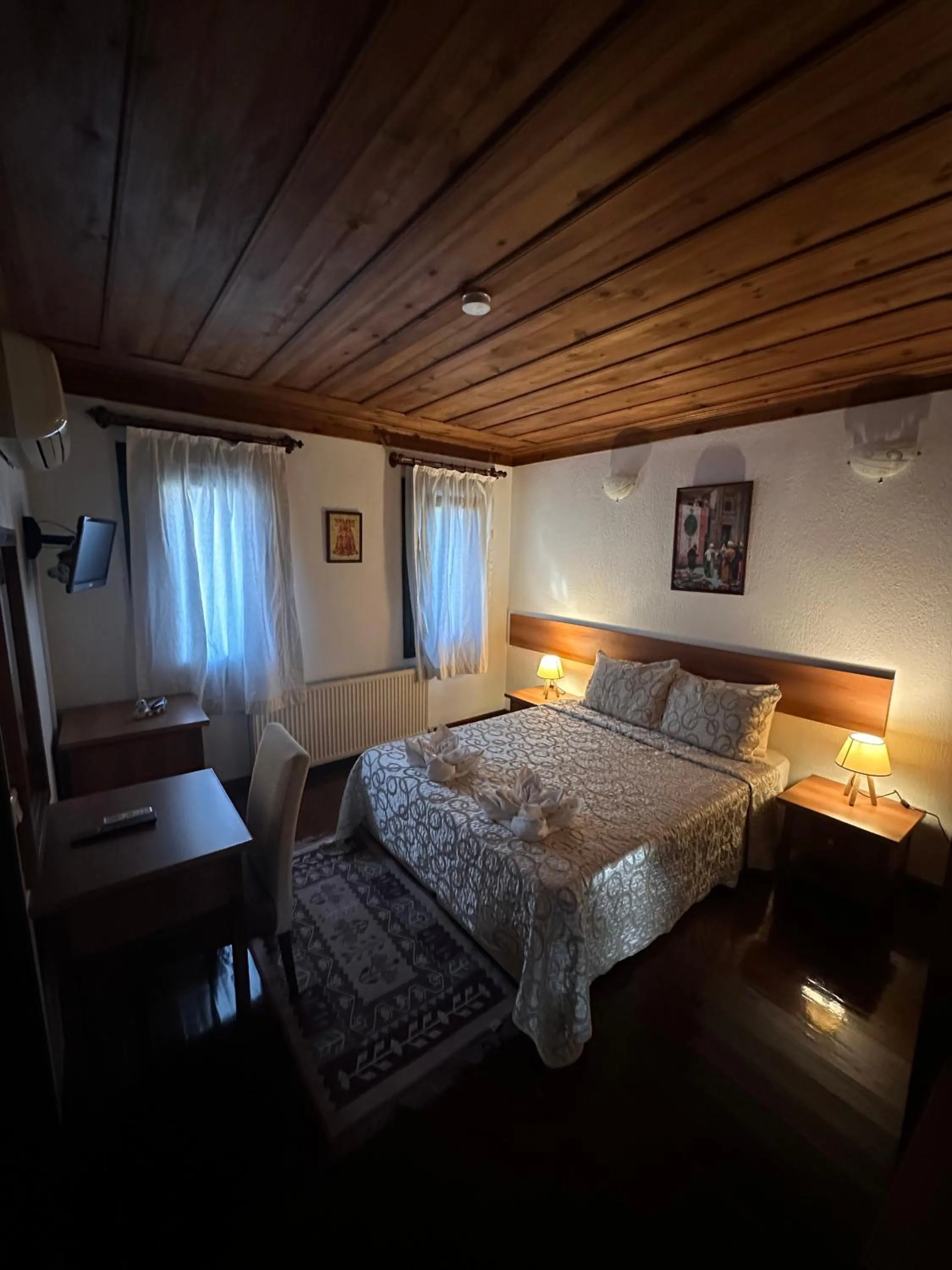 Photo of the whole room, Bed in Akay Hotel