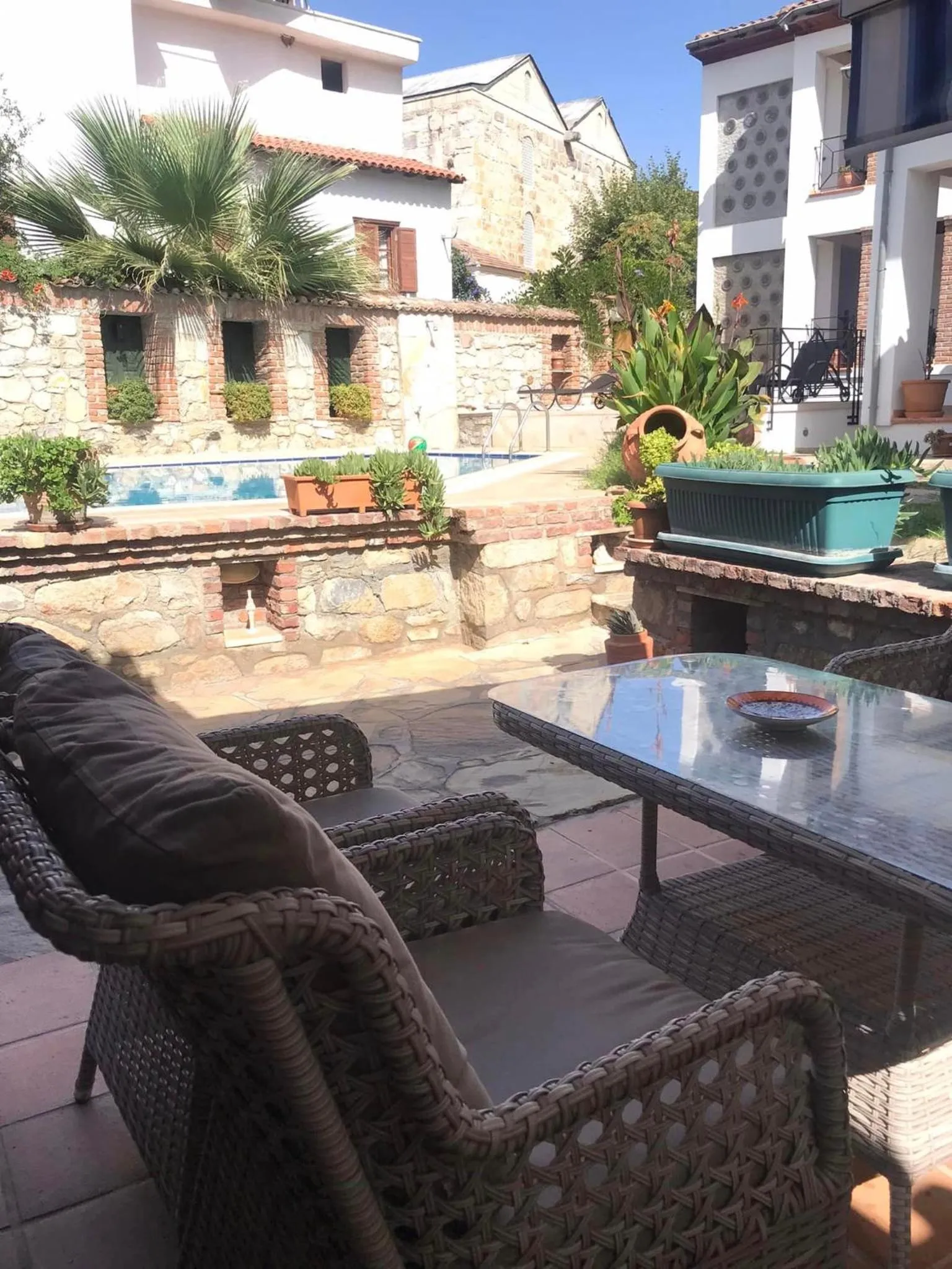 Seating area in Akay Hotel