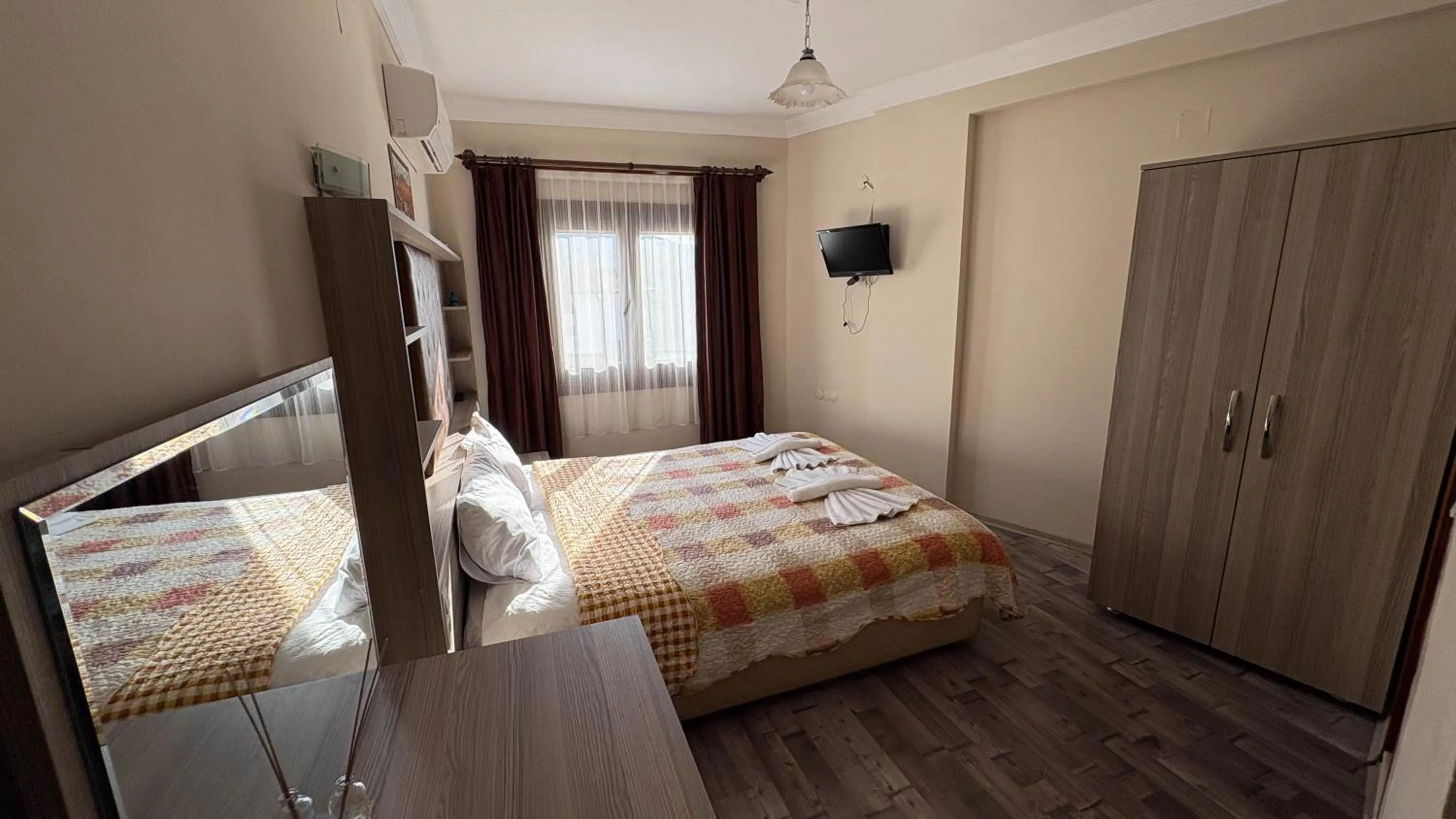 Photo of the whole room, Bed in Akay Hotel