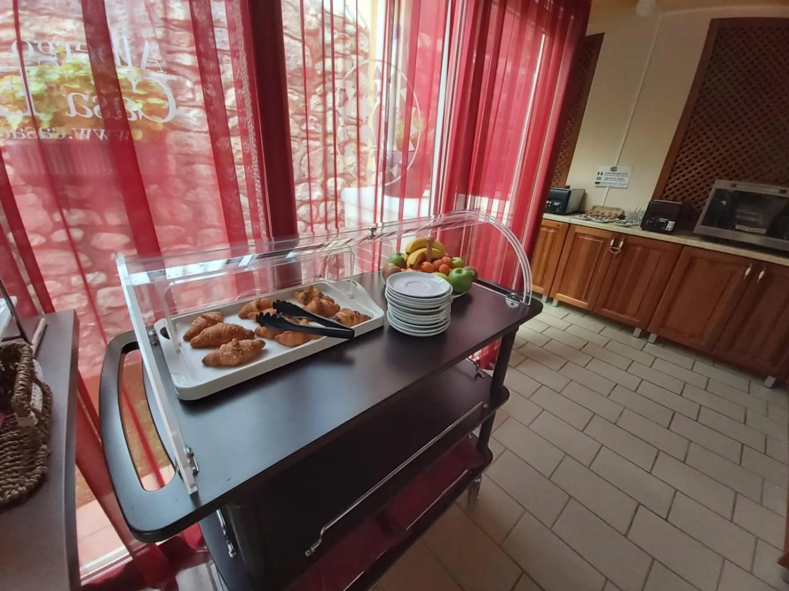 Breakfast in Albergo Casa Este