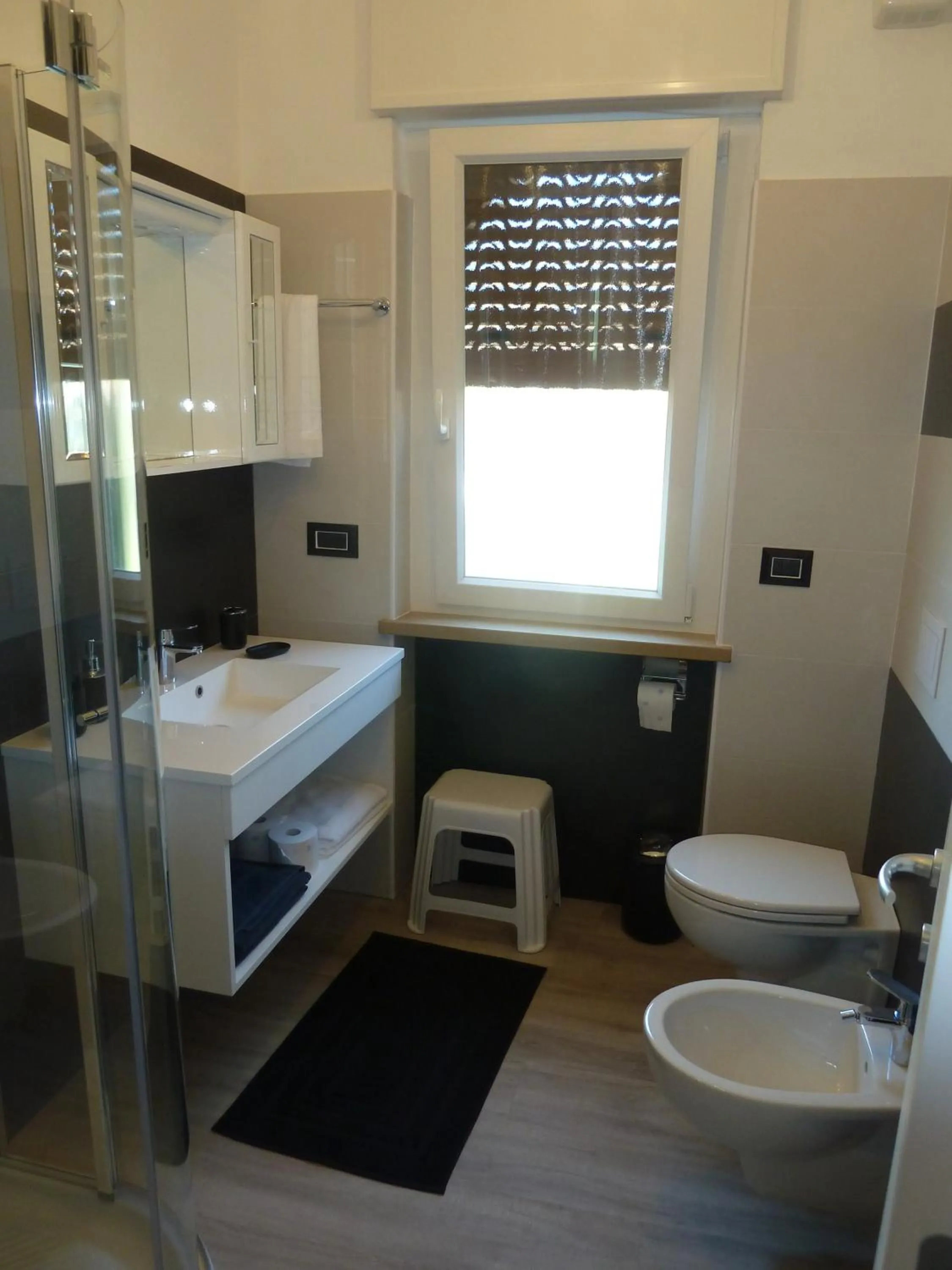 Shower in Albergo Casa Este