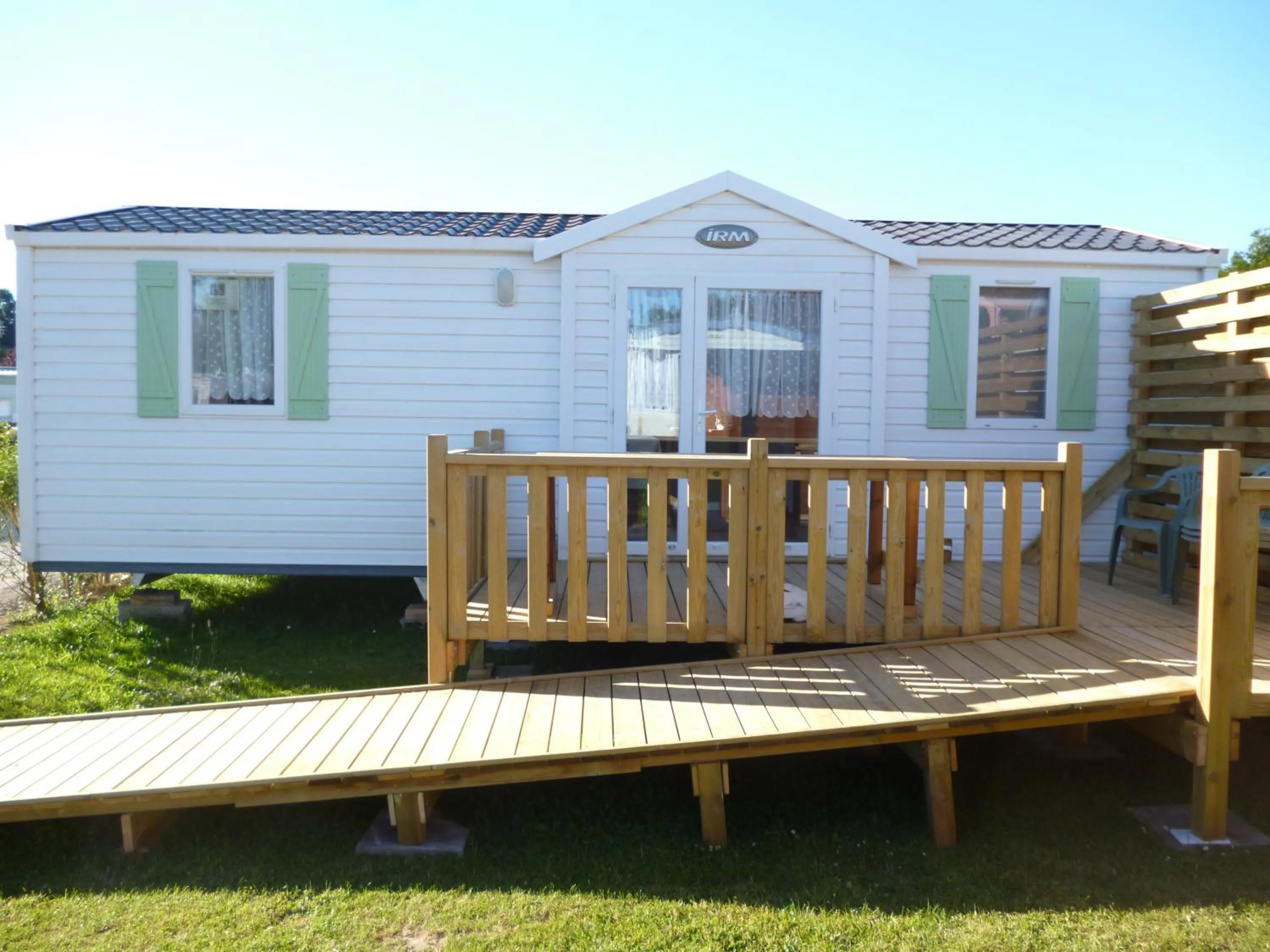 Facade/entrance in Auberge des Etangs