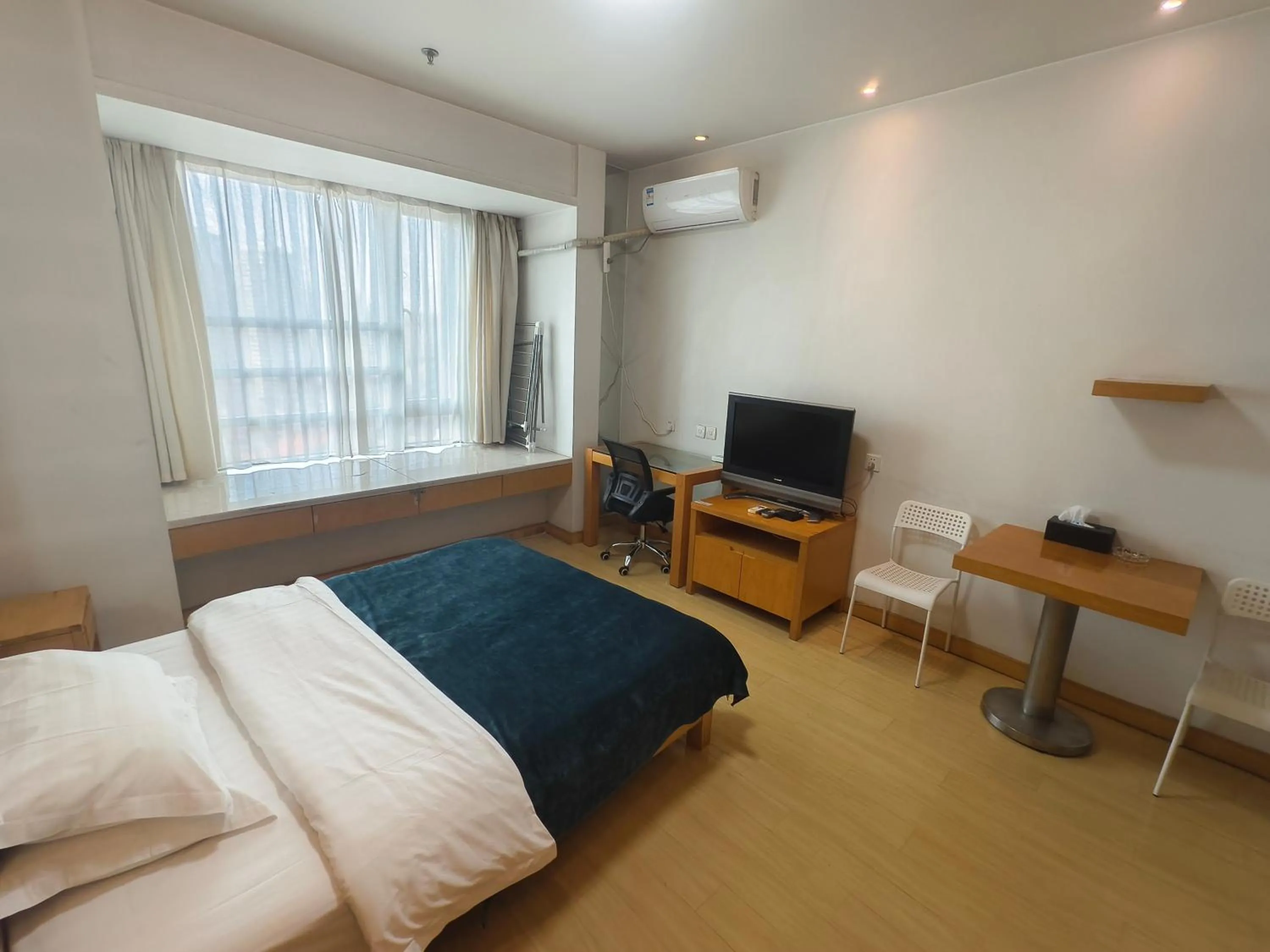 TV and multimedia, Bed in Xinshikong Apartments- Abest Zhongshan Park No.1