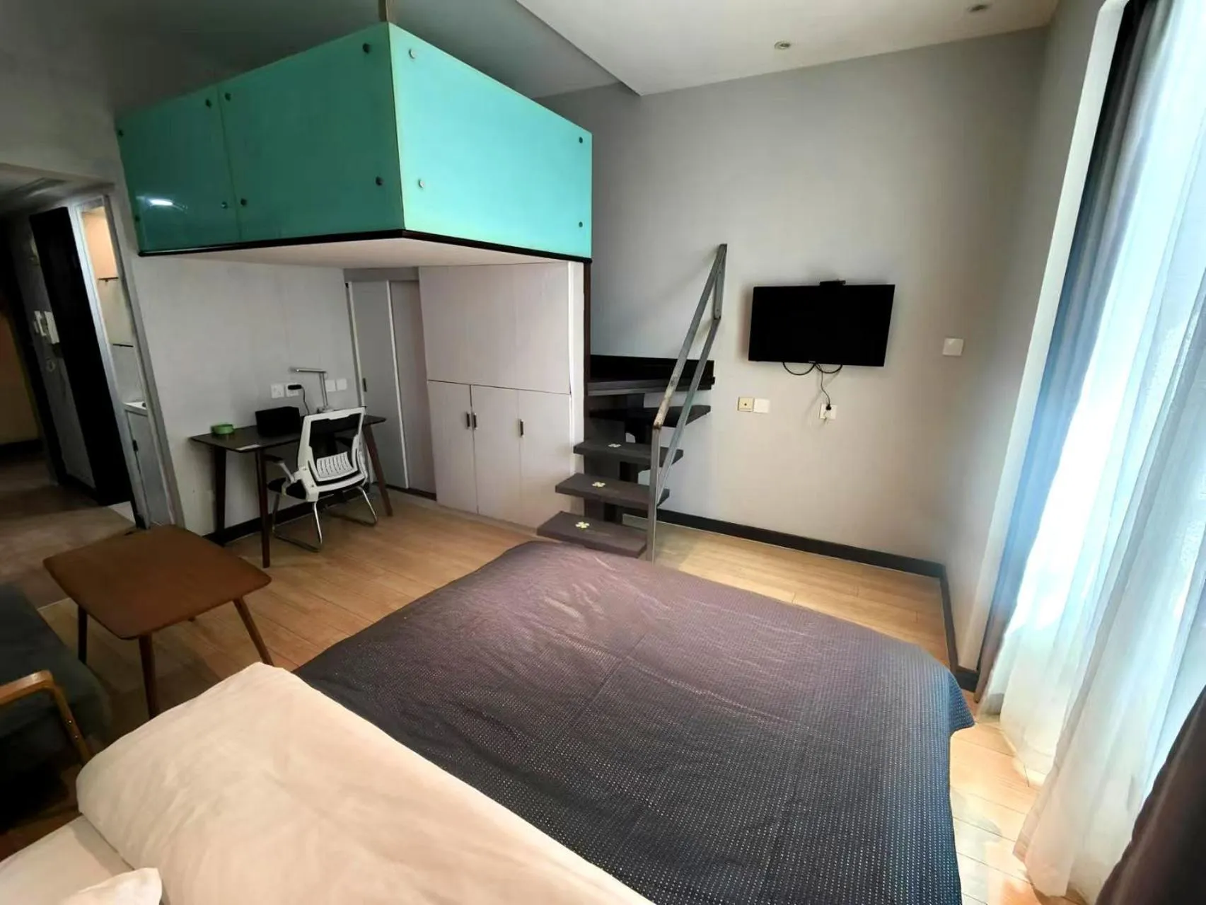 Bed in Xinshikong Apartments- Abest Zhongshan Park No.1