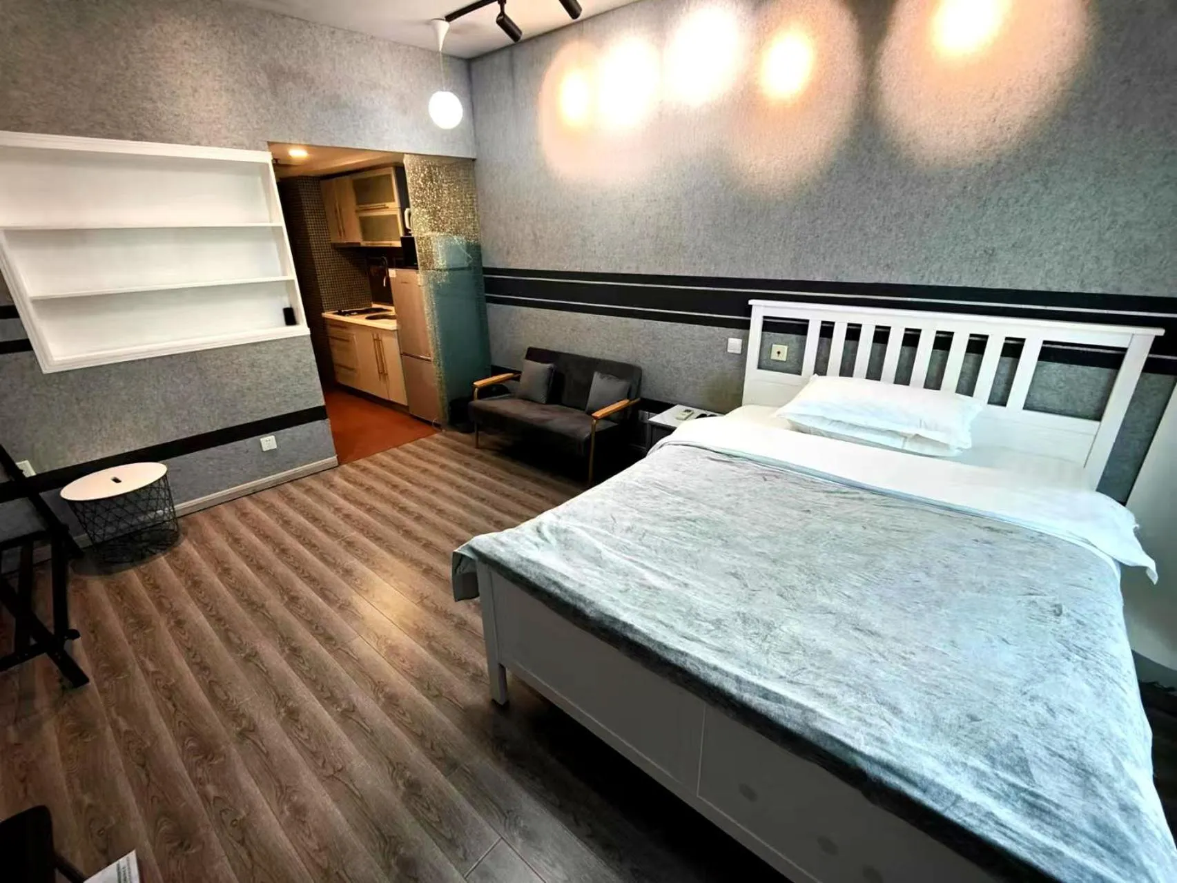 Bed in Xinshikong Apartments- Abest Zhongshan Park No.1