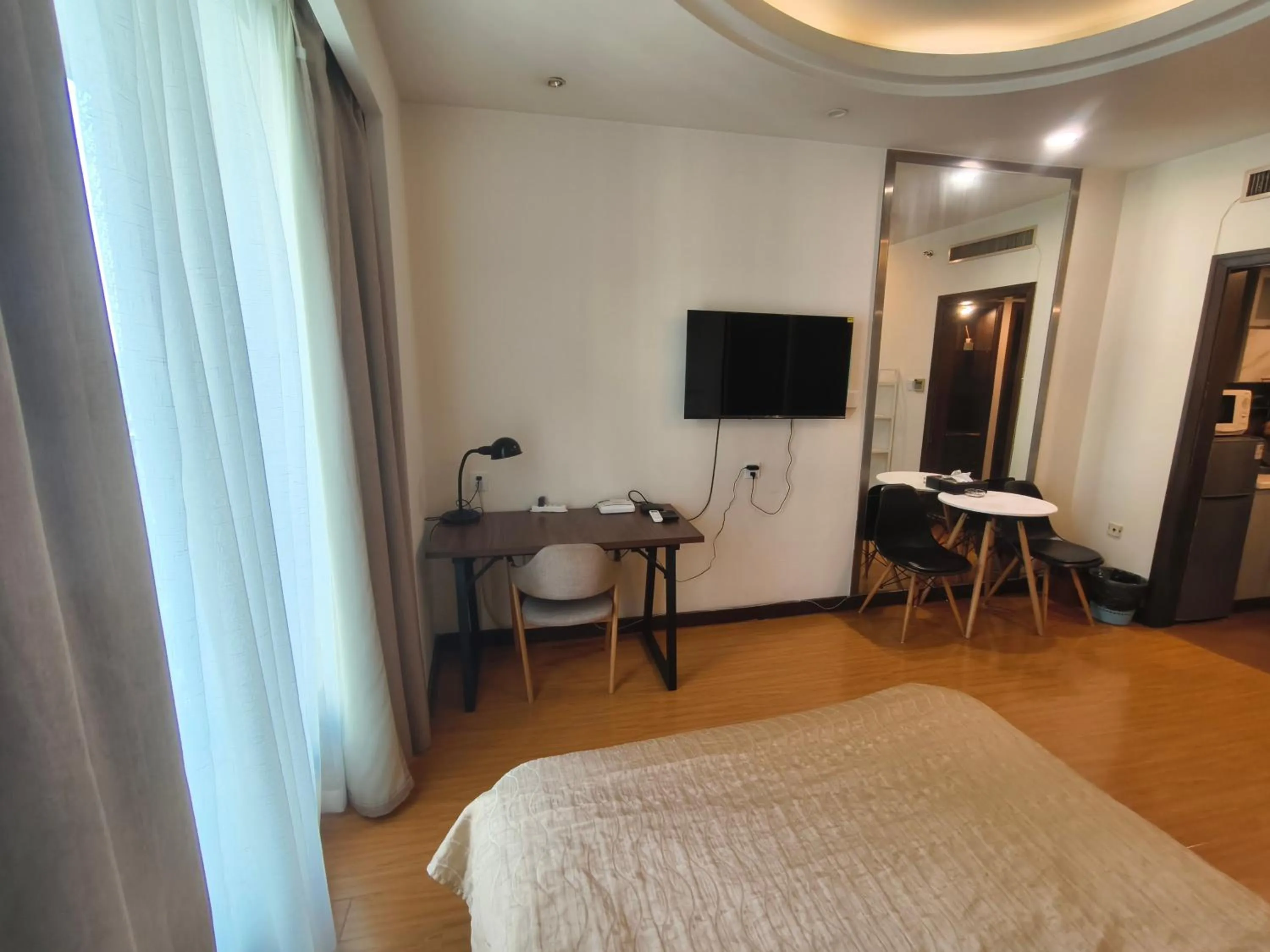 Bed in Xinshikong Apartments- Abest Zhongshan Park No.1