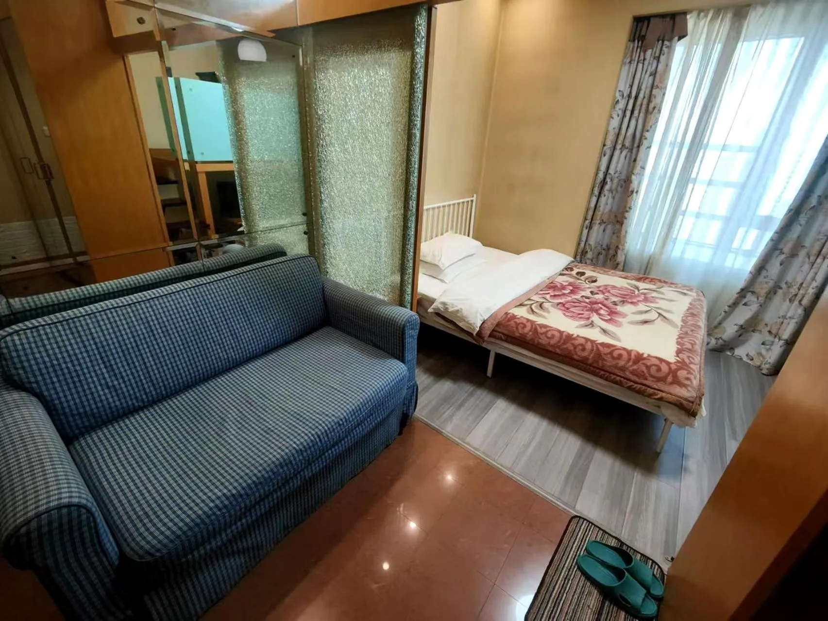 Bed in Xinshikong Apartments- Abest Zhongshan Park No.1