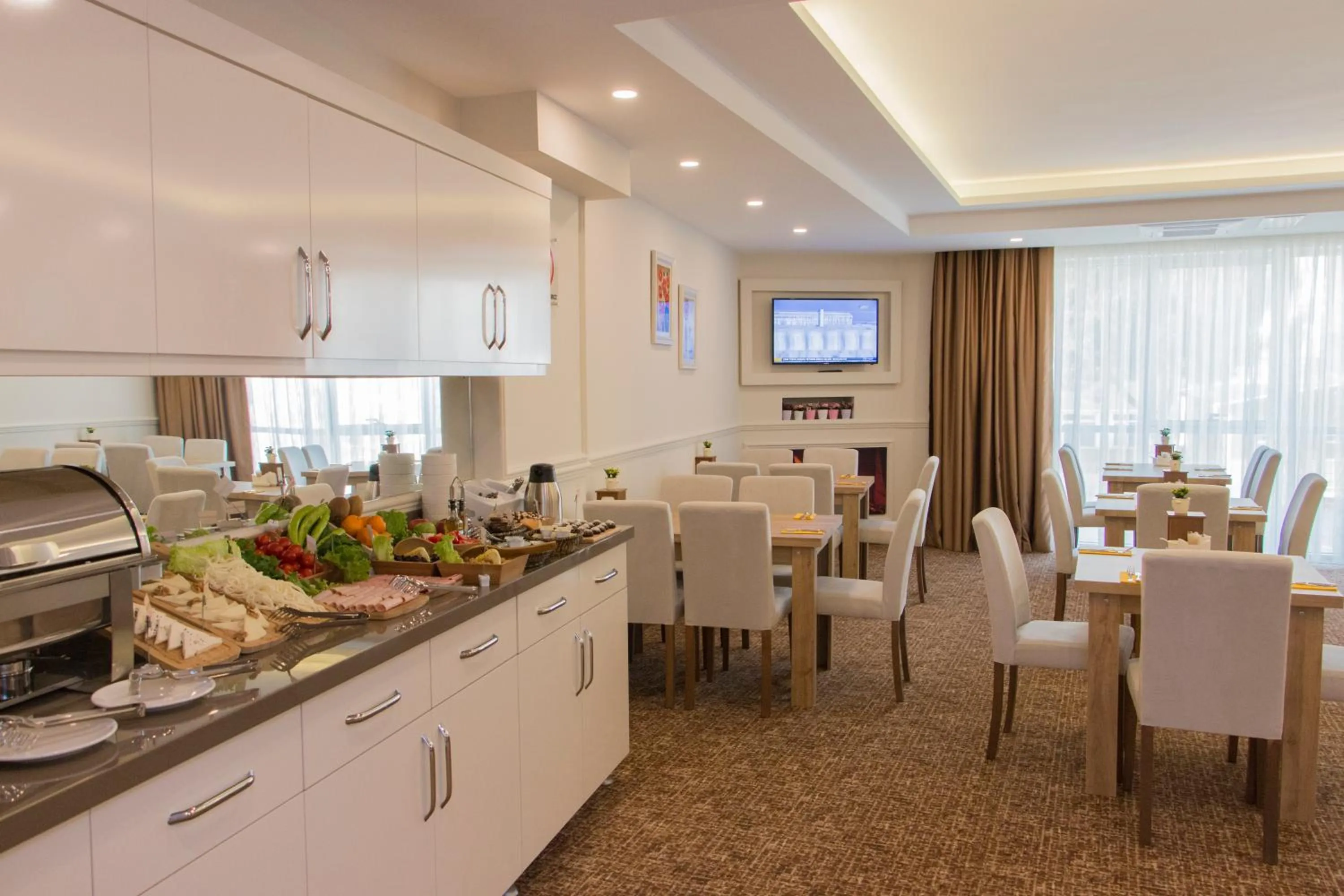 Breakfast in Goldhan Hotel