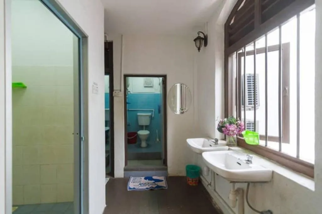 Cocoa Mews Cafe and Homestay