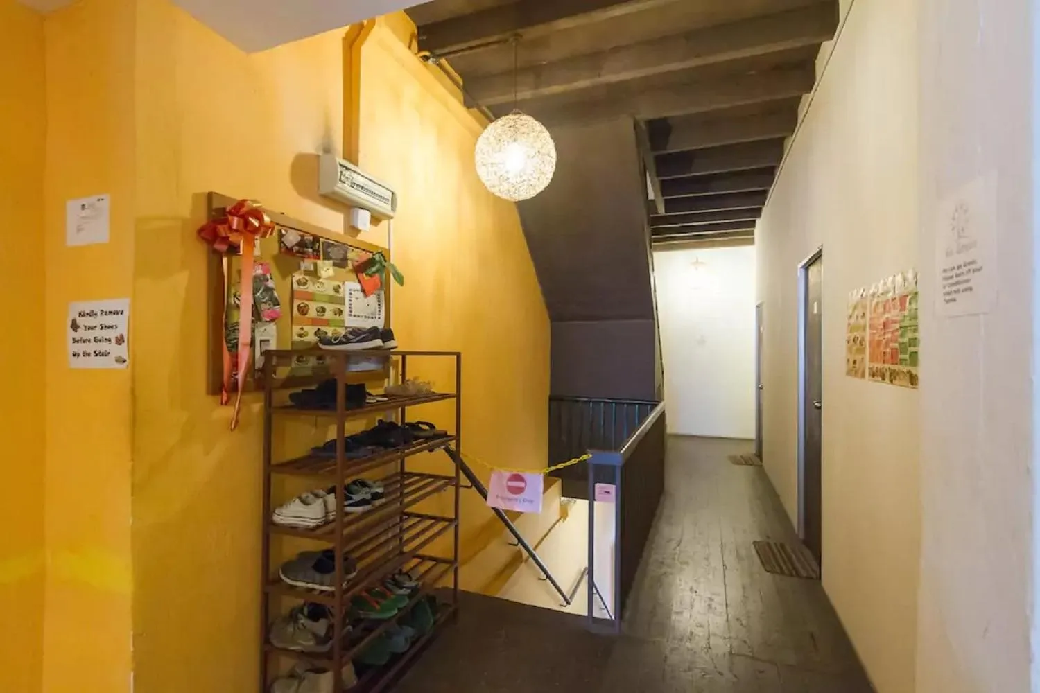 Cocoa Mews Cafe and Homestay