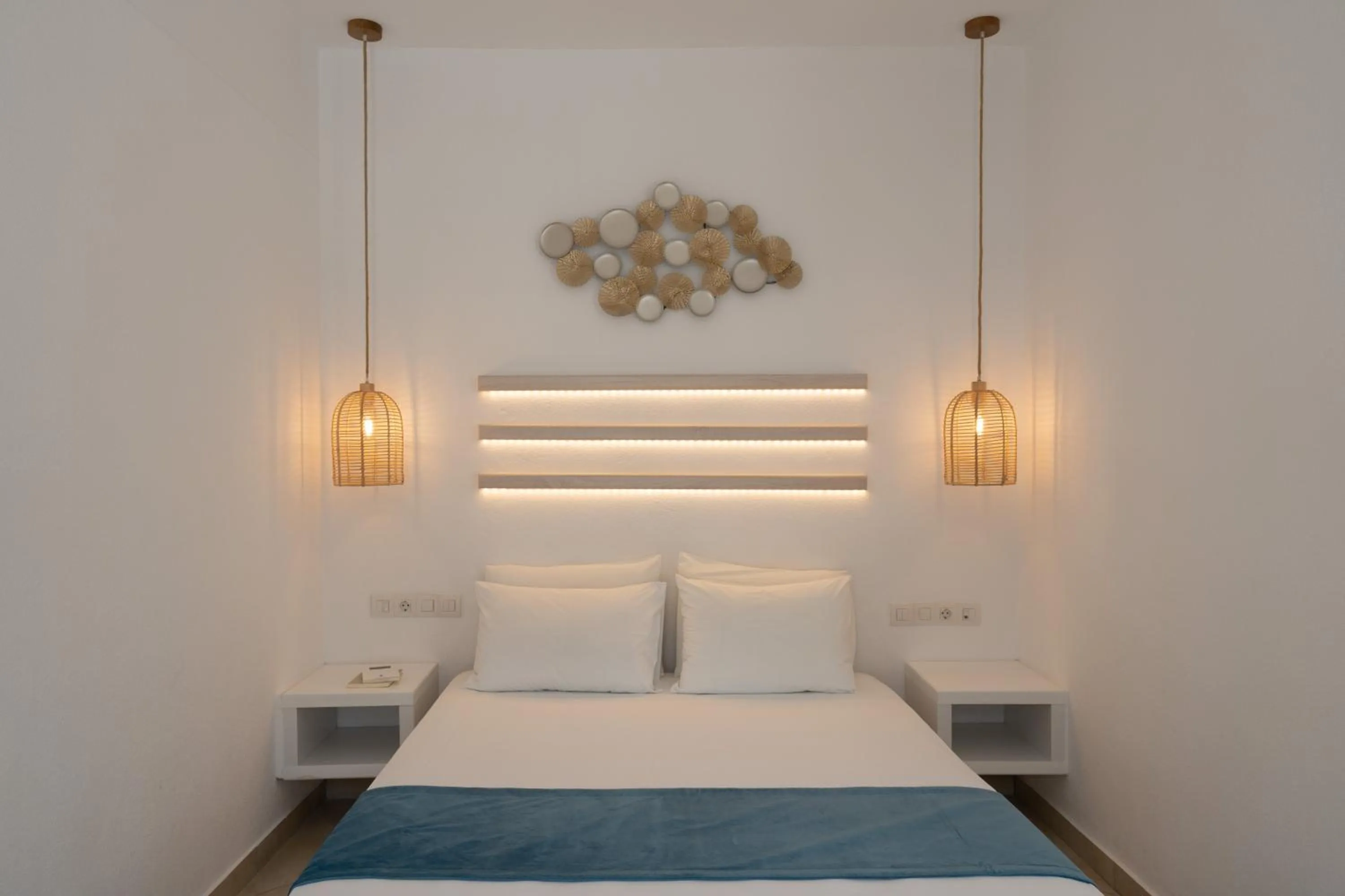 Bed in Hotel Sunshine