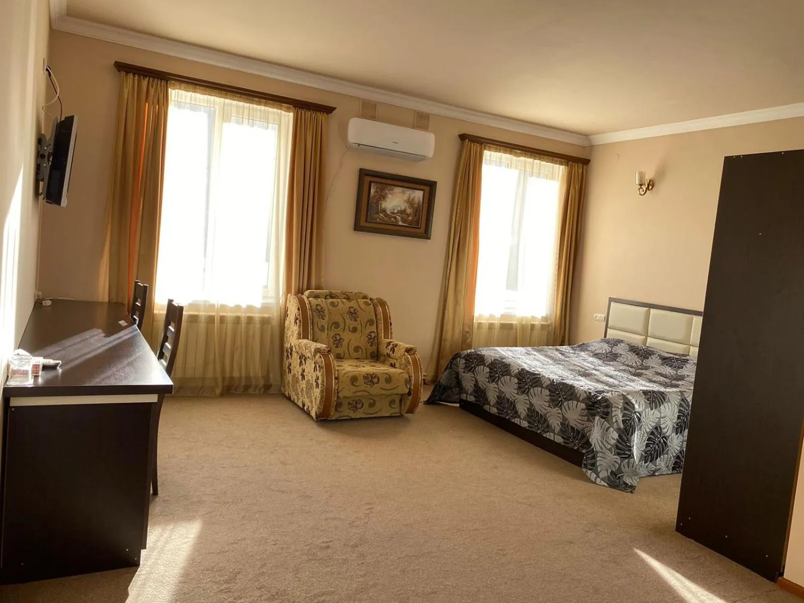 Family Room with Private Bathroom in Mina Hotel