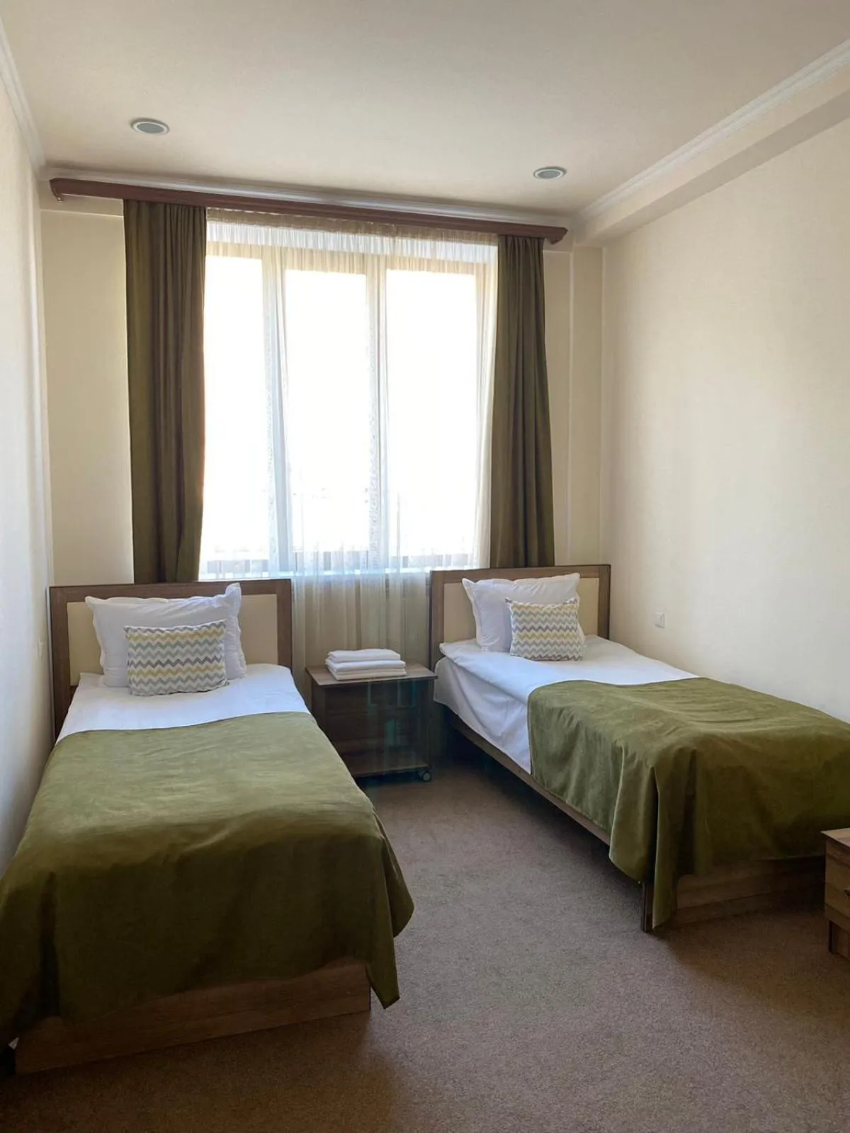 Large Twin Room in Mina Hotel