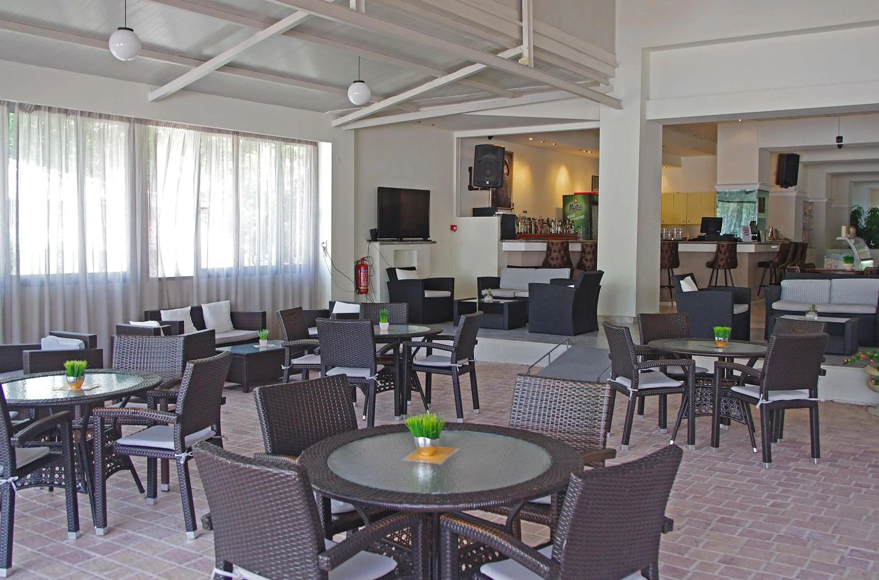 Lounge or bar in Sun Beach Hotel