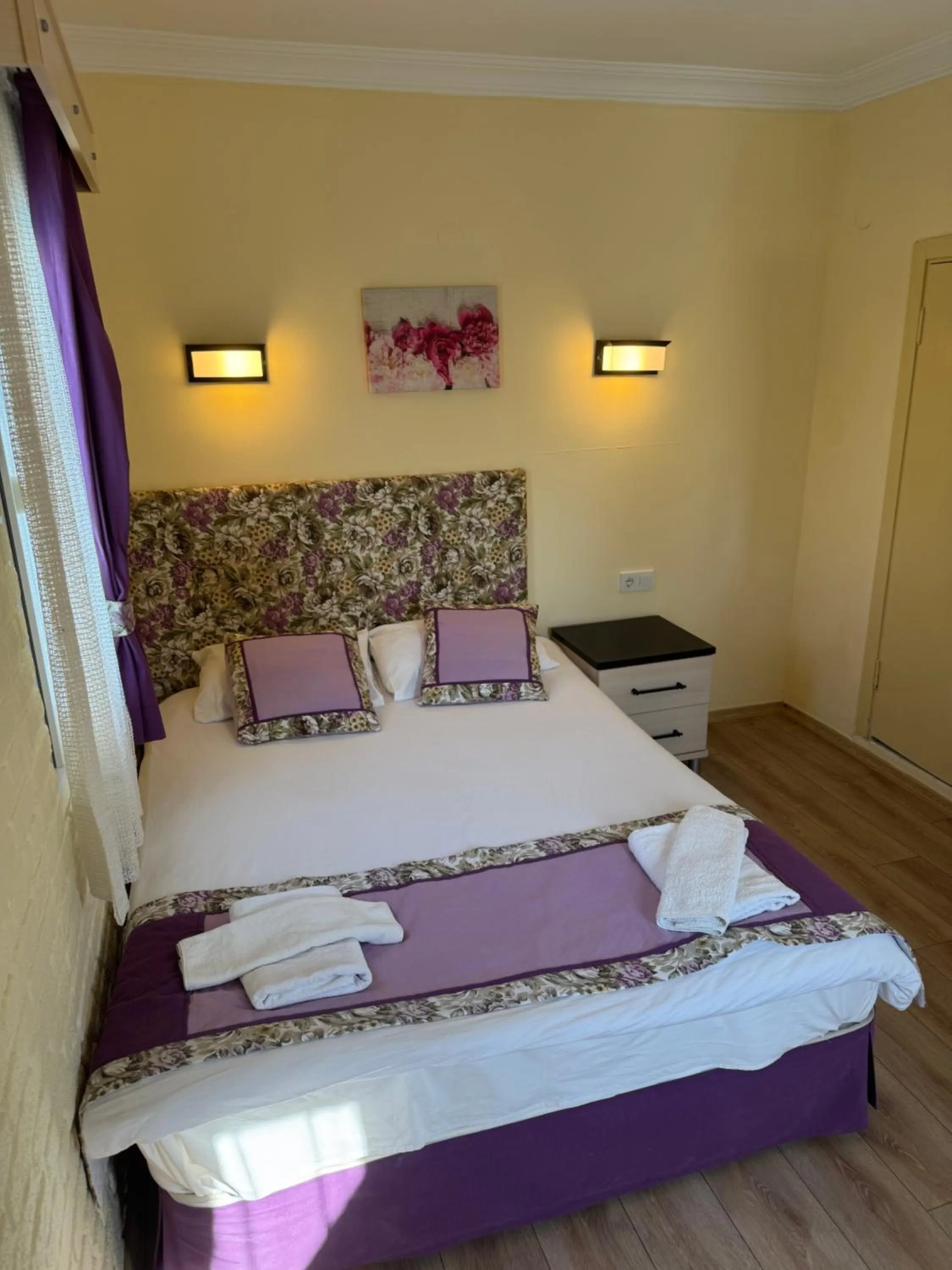 Bed in Canna Garden Hotel - Adult Only