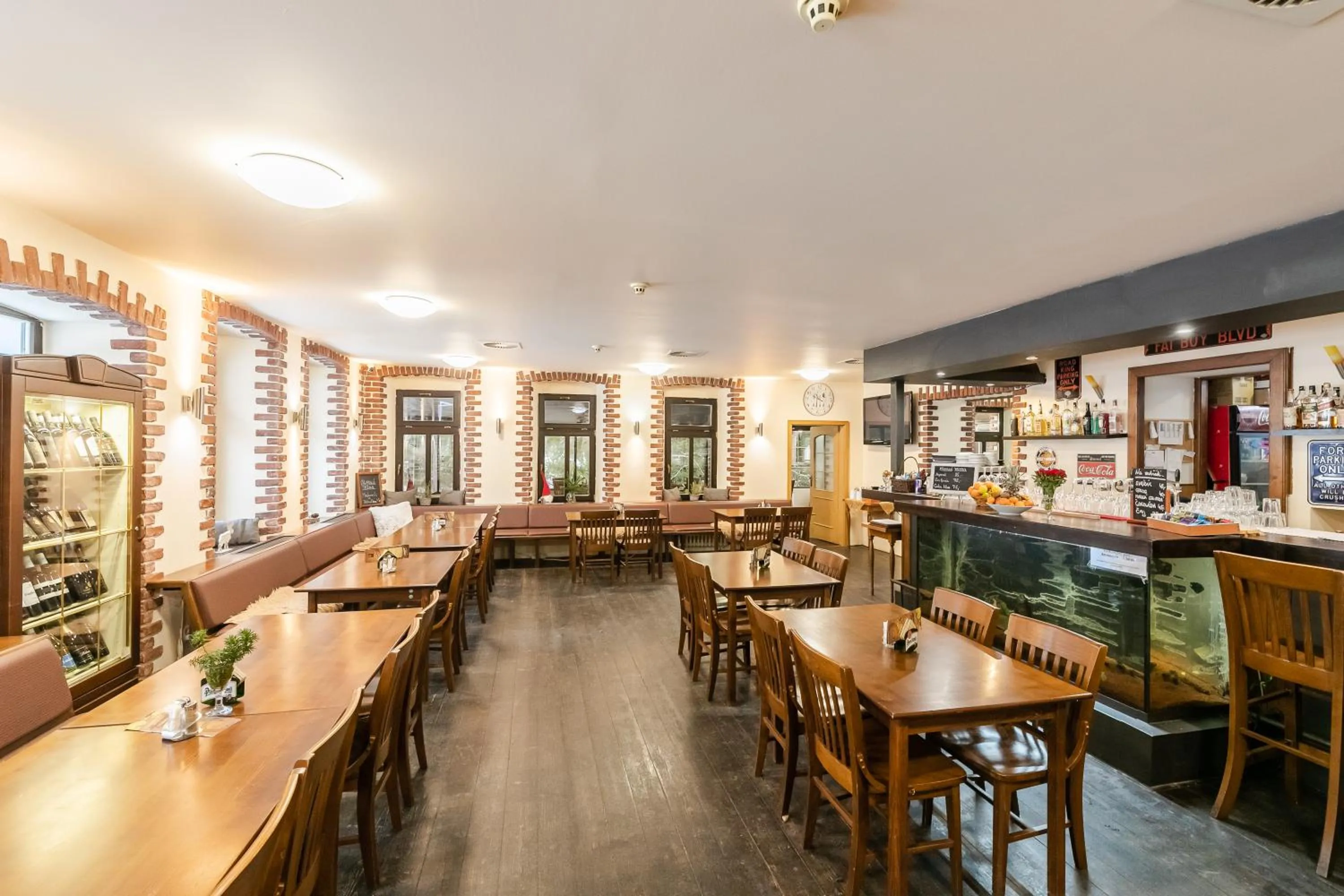 Restaurant/places to eat in Hotel Perla Jizery