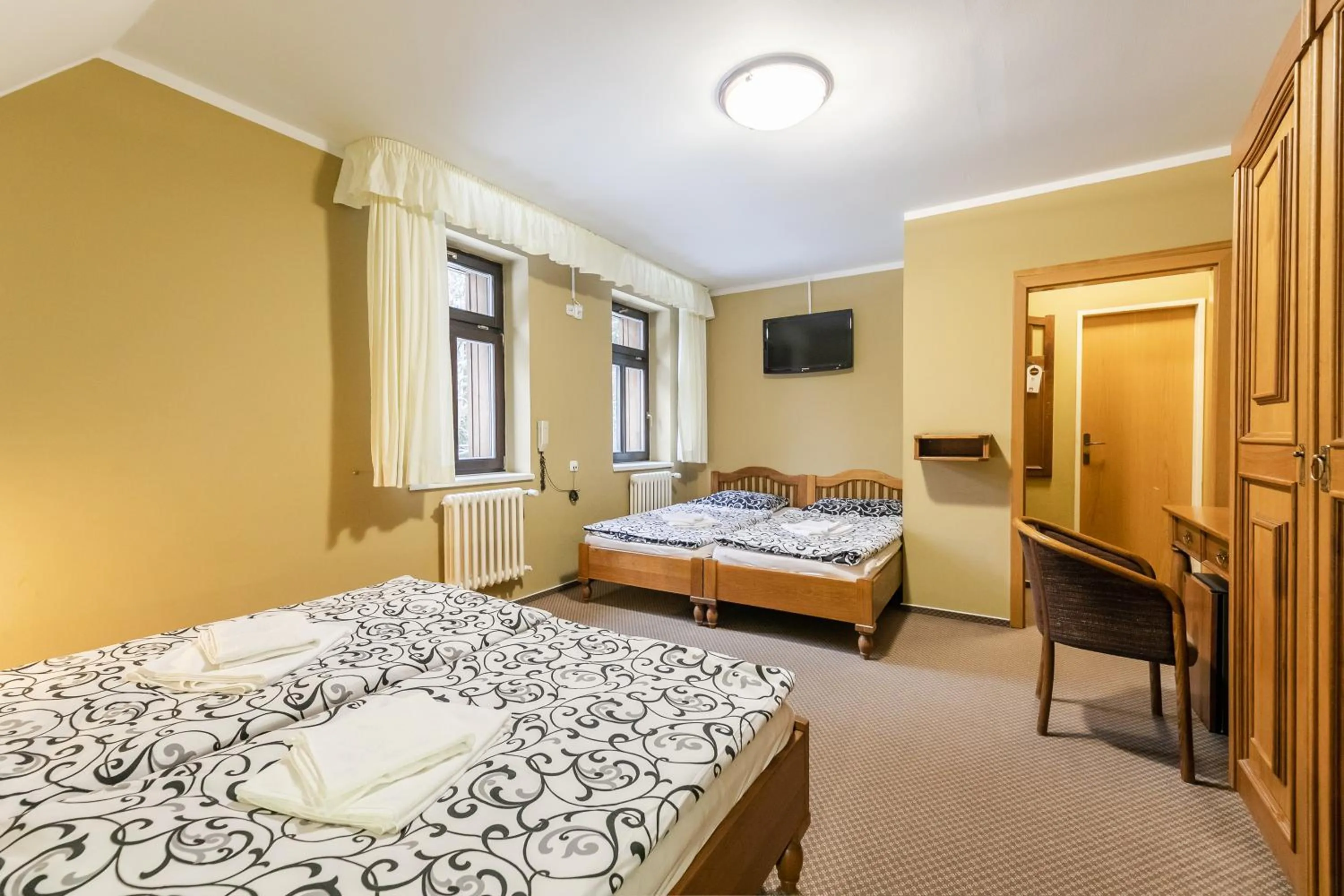 Bed in Hotel Perla Jizery