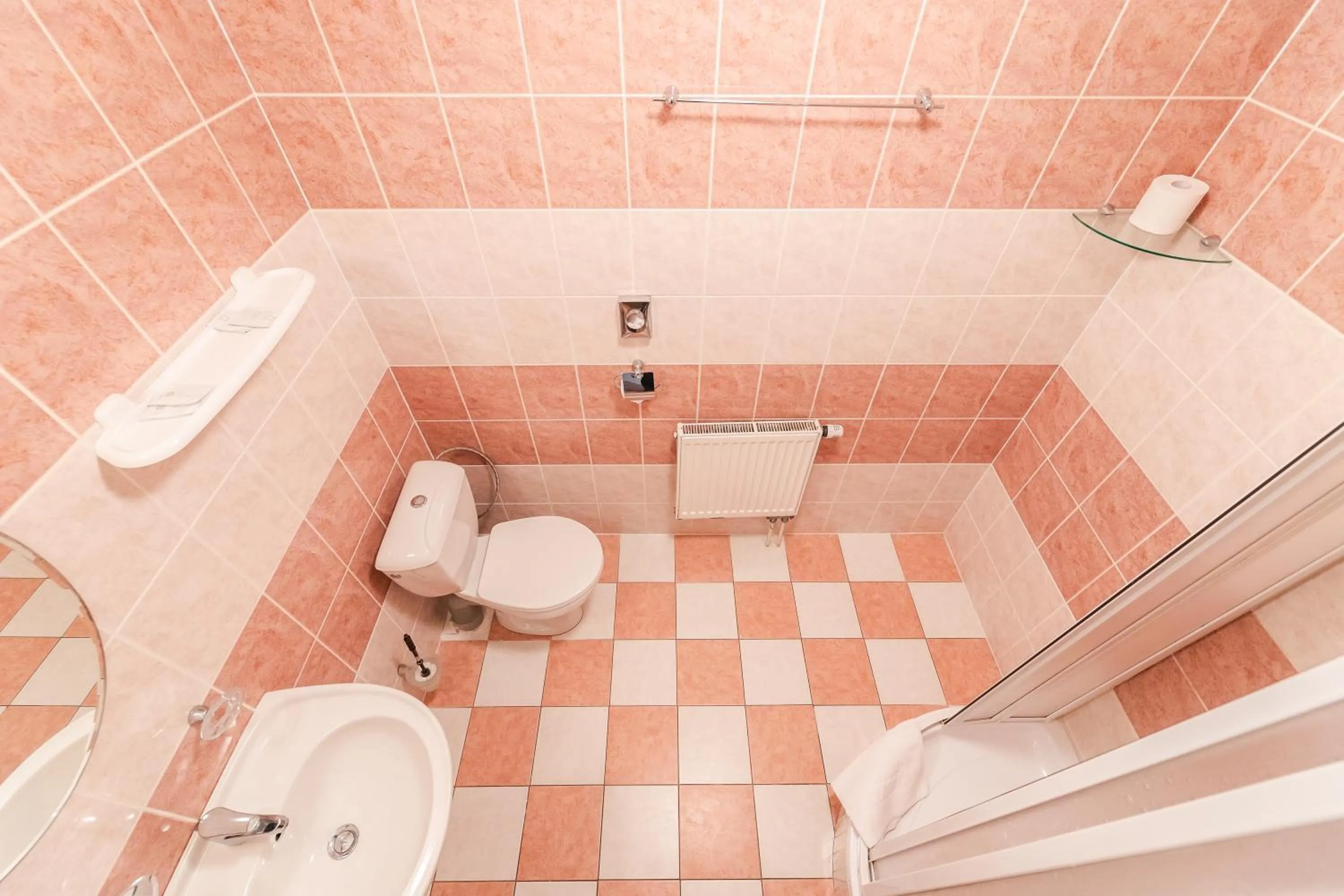 Bathroom in Hotel Perla Jizery