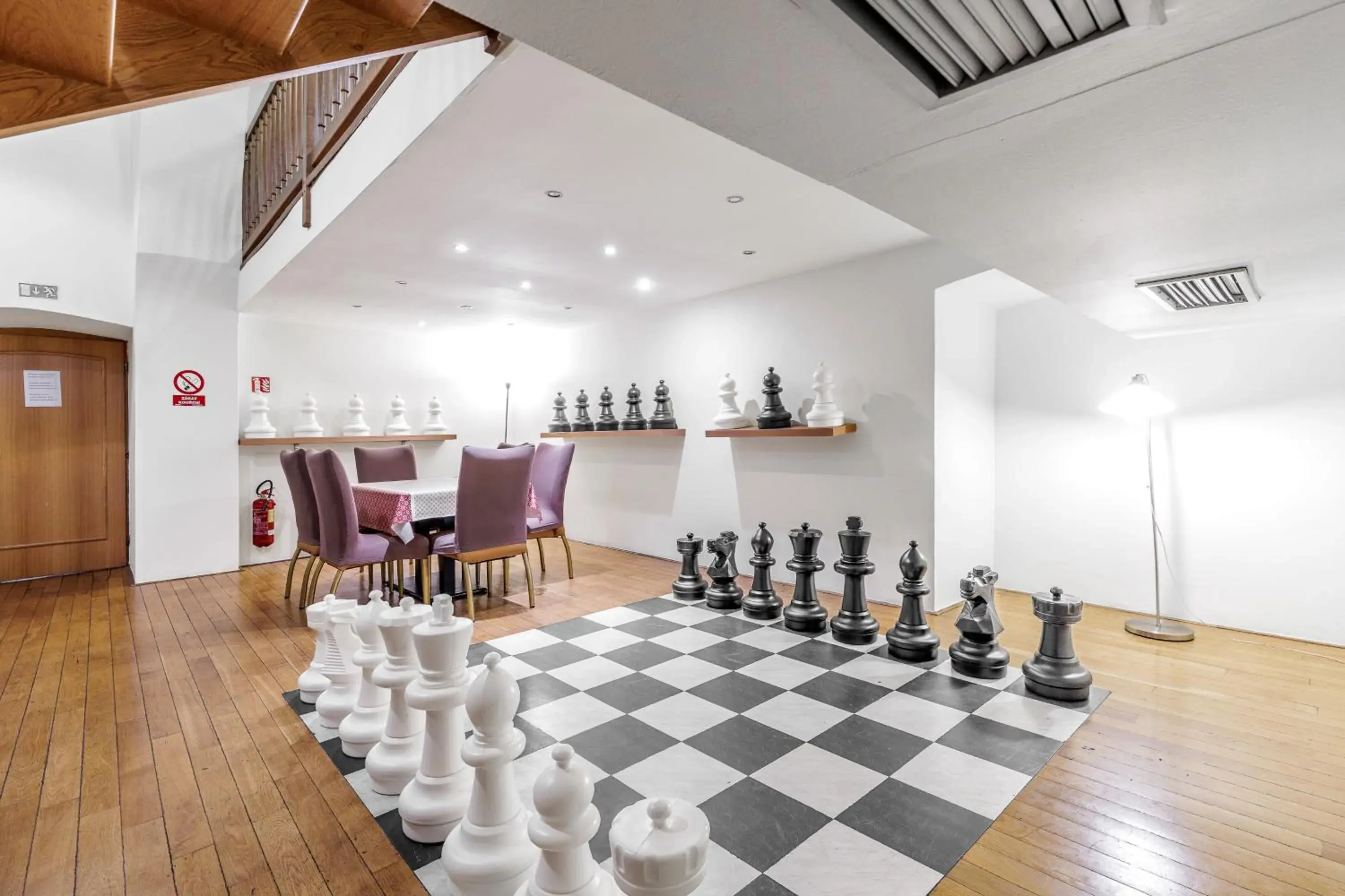 Bed in 10-Bed Mixed Dormitory Room in Hotel STARÝ PIVOVAR Bed in 10-Bed Mixed Dormitory Room in Hotel STARÝ PIVOVAR