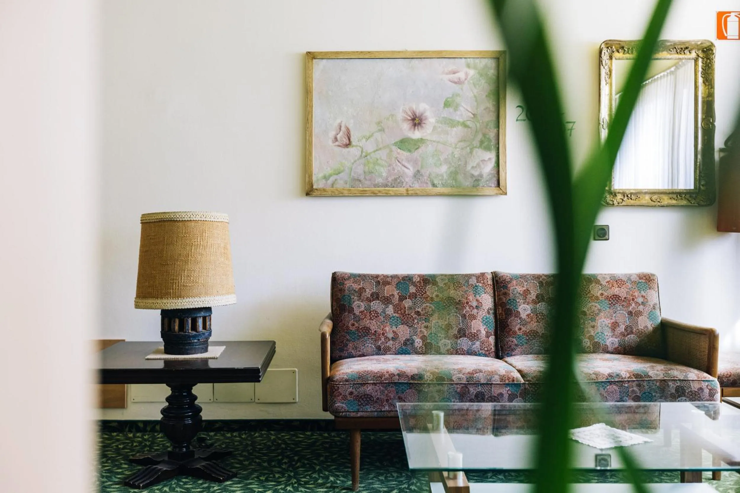 Communal lounge/ TV room in Bio Hotel Kaufmann