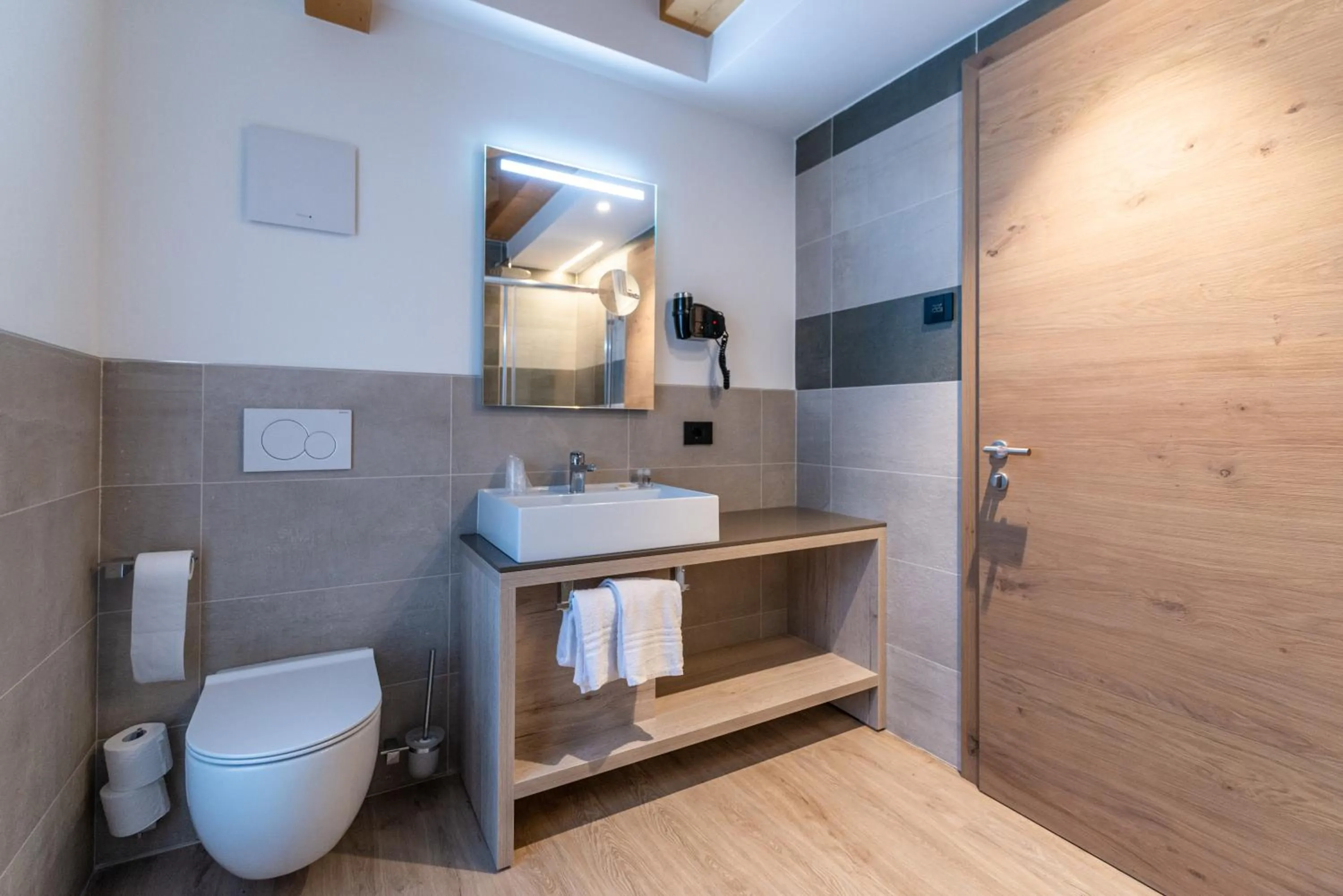 Bathroom in Lady Maria Hotel Wellness & Resort