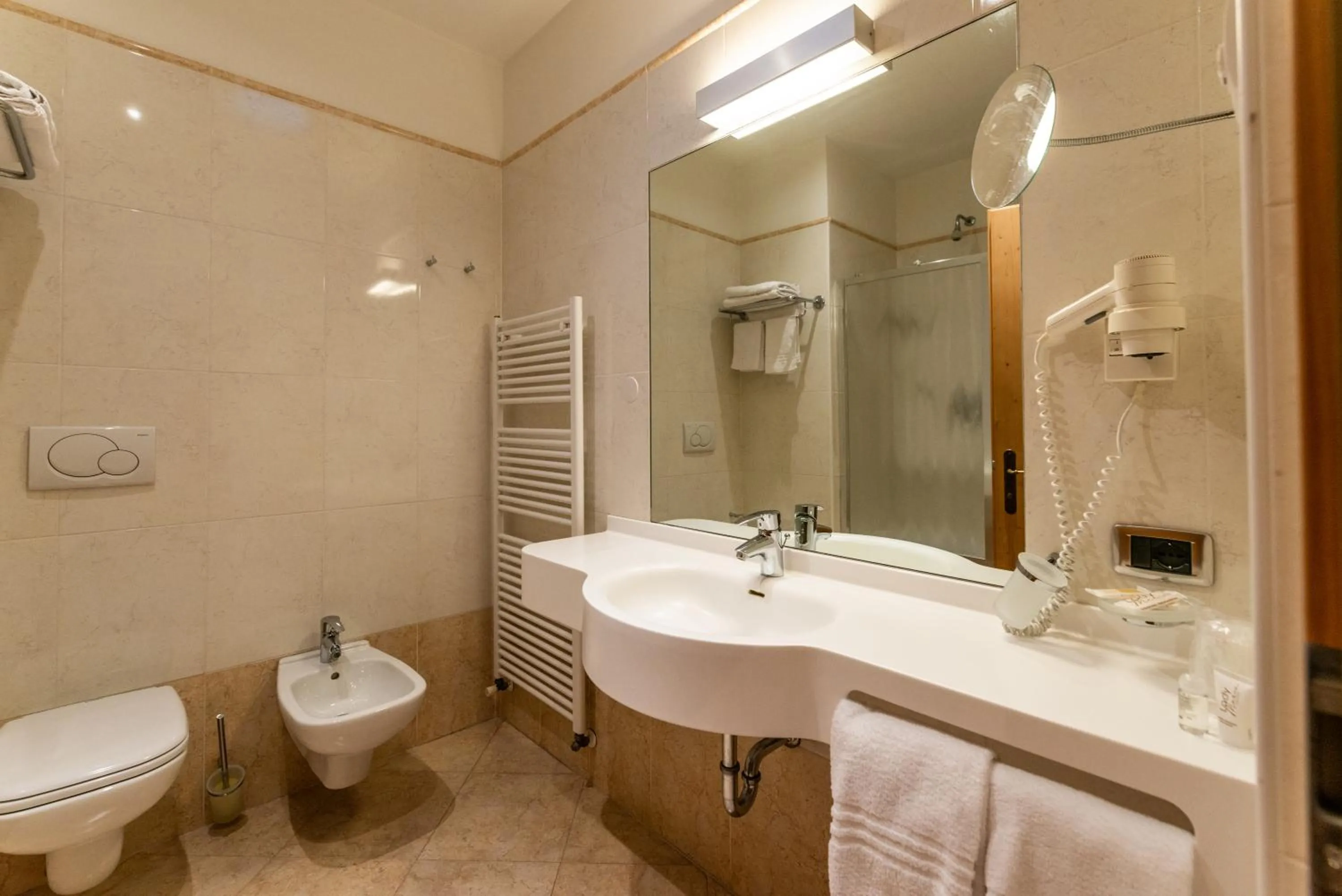 Bathroom in Lady Maria Hotel Wellness & Resort
