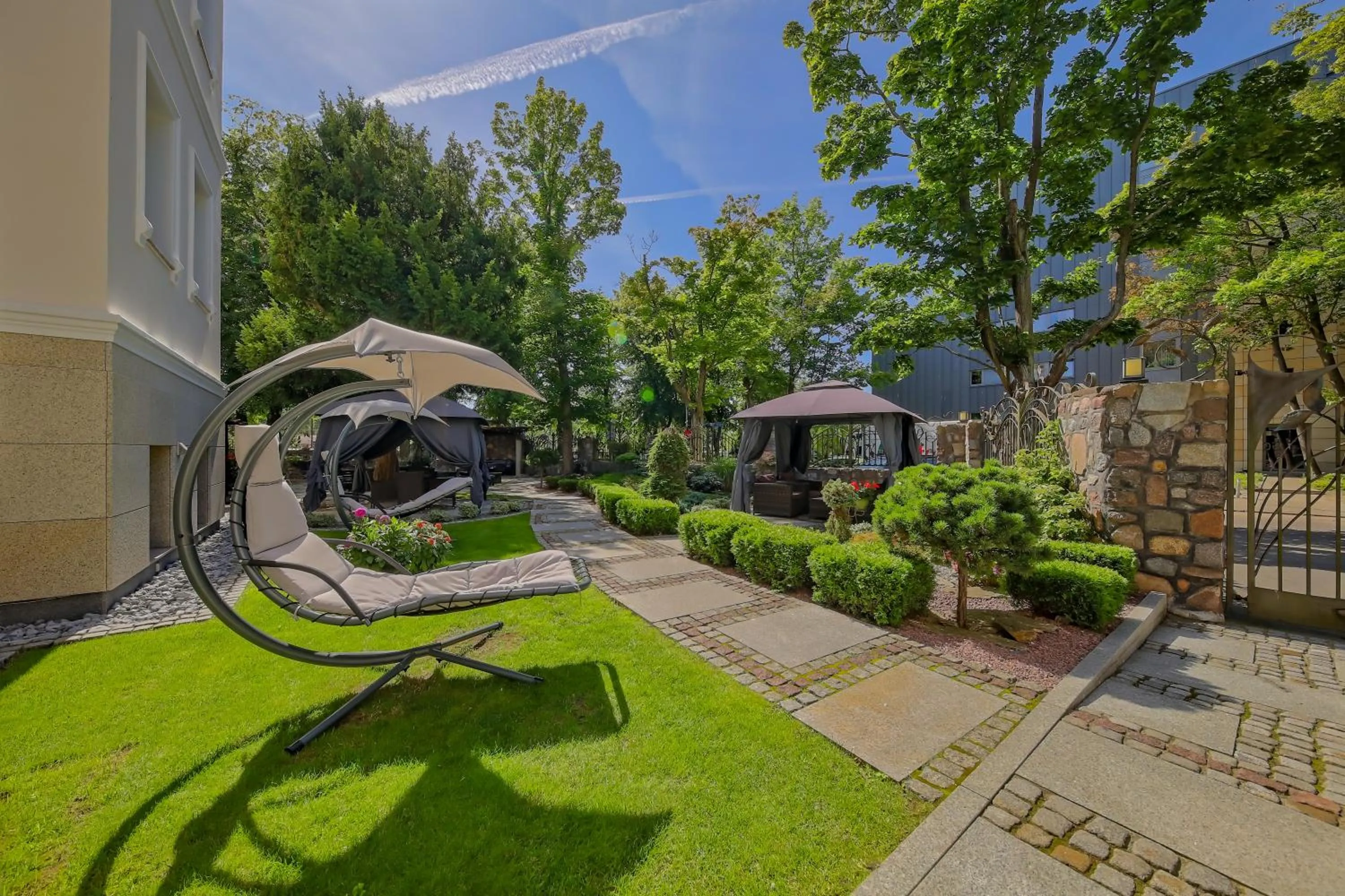 Property building in Villa Meduza