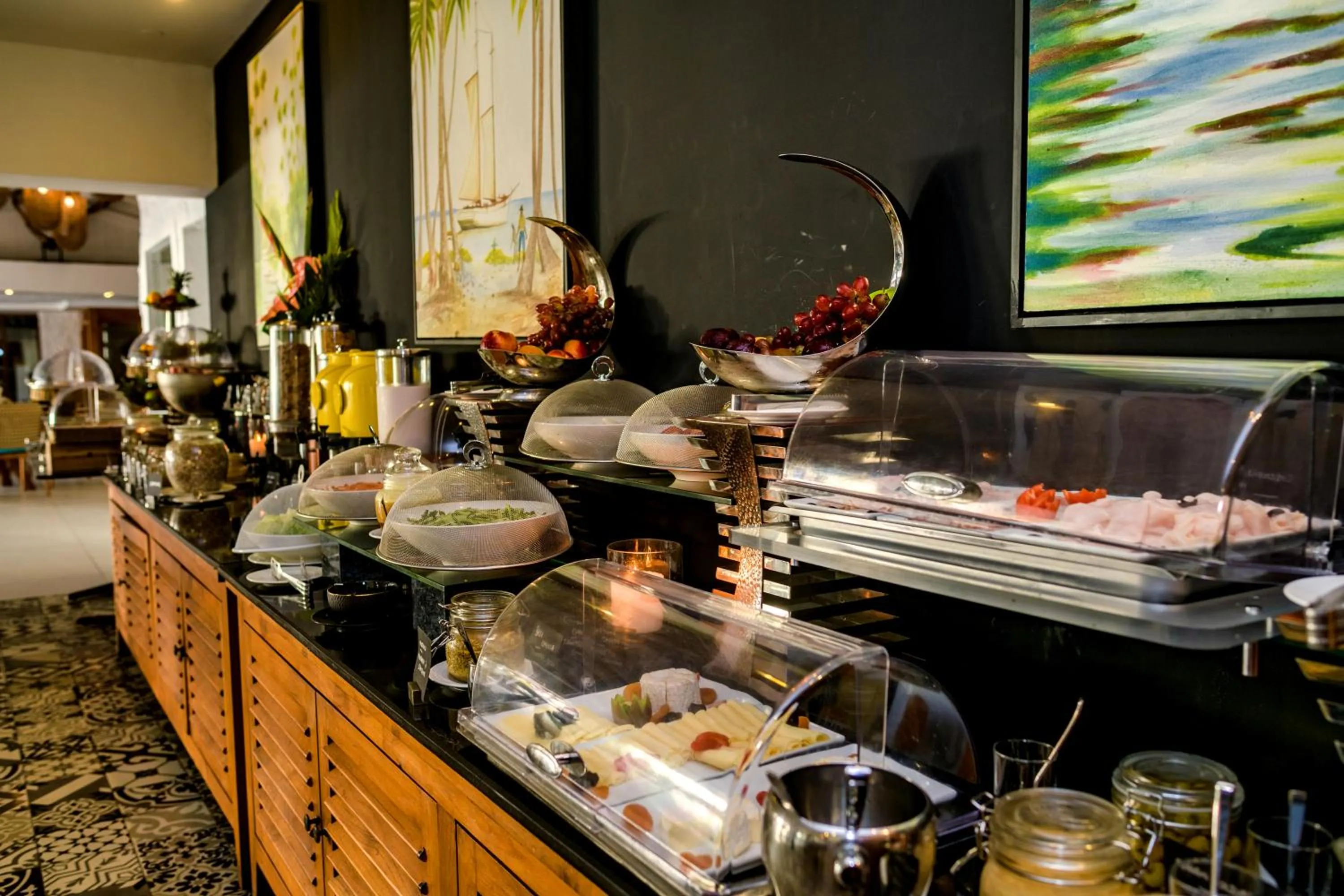 Restaurant/places to eat in Seasense Boutique Hotel & Spa