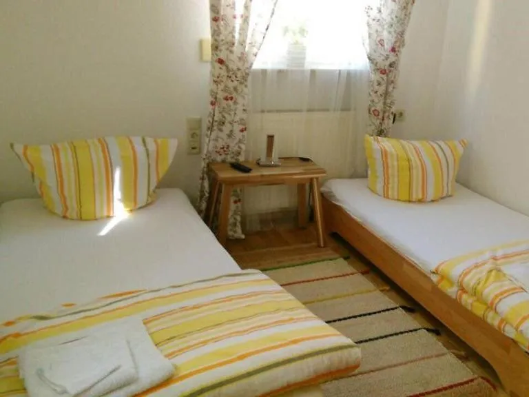 Bedroom, Bed in Fewo Reutlingen Metzstraße