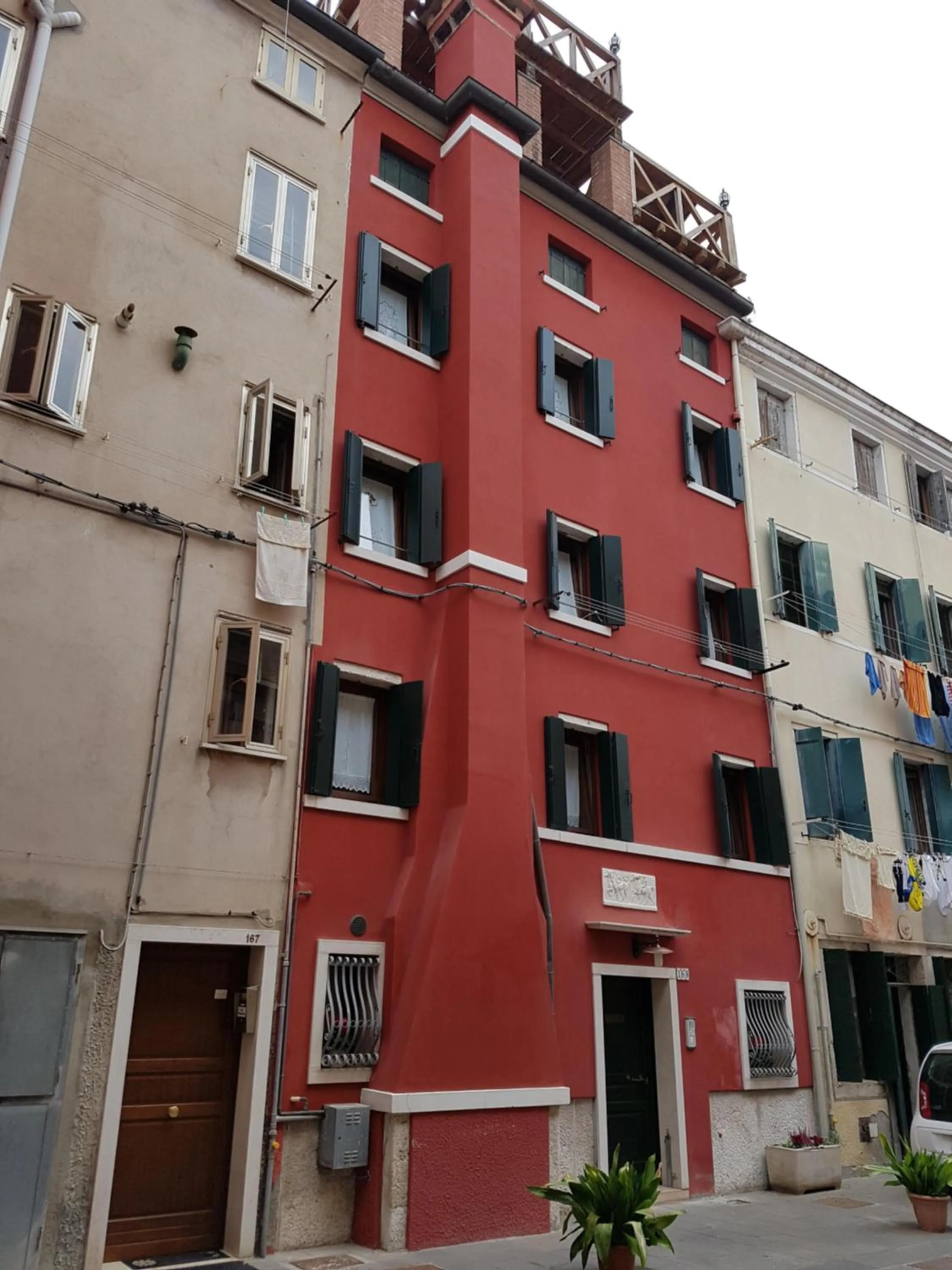 Facade/entrance in B&B Casa Perla