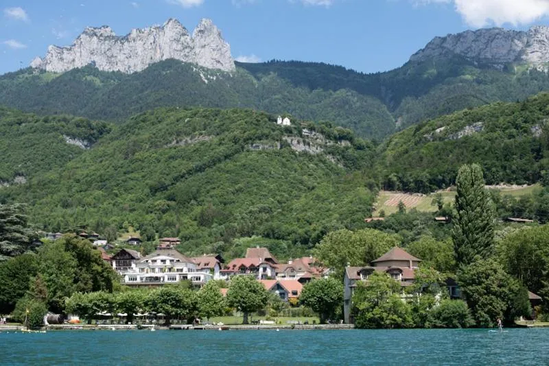 Property building in Hôtel Beau Site Talloires B SPA