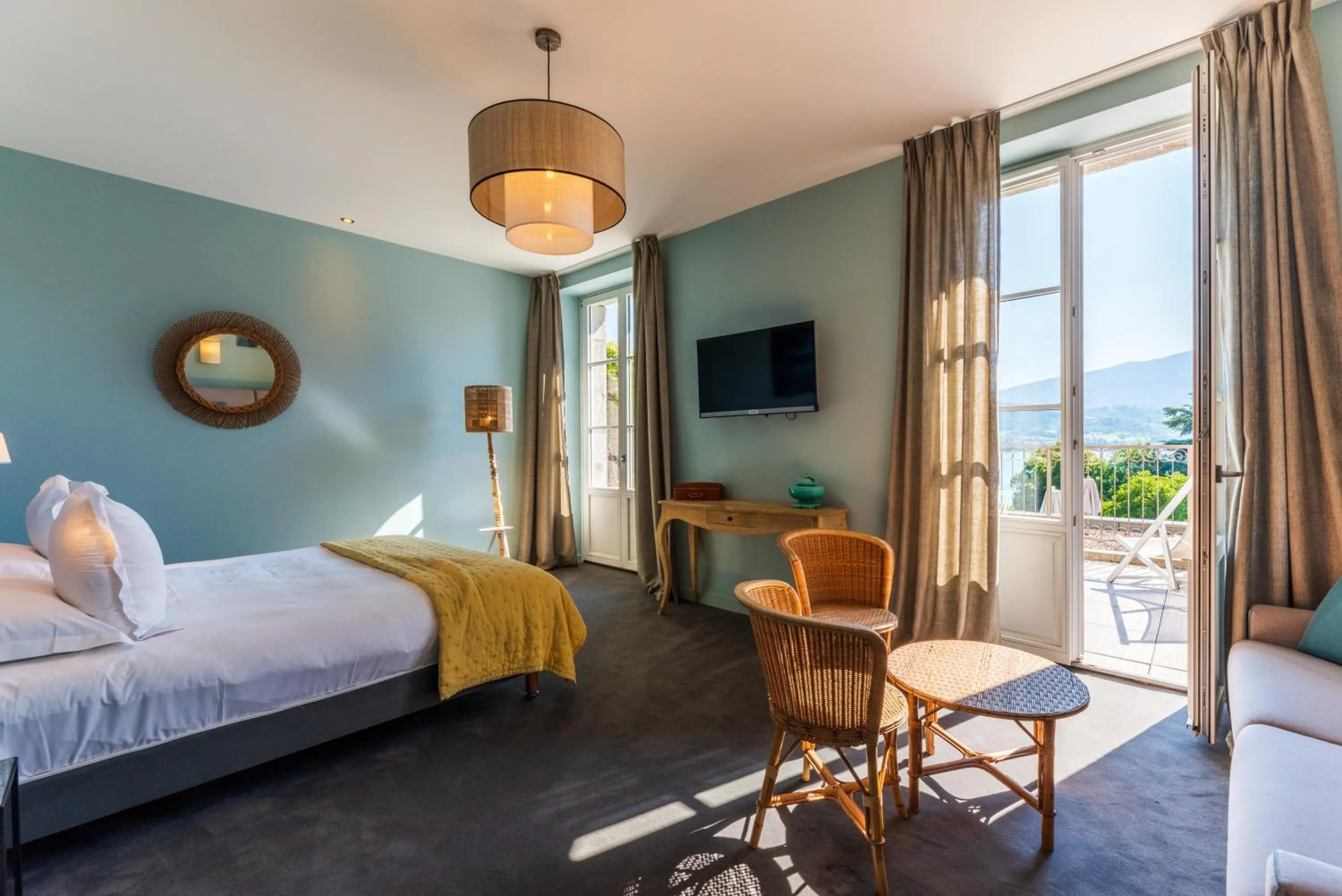 Photo of the whole room, Bed in Hôtel Beau Site Talloires B SPA